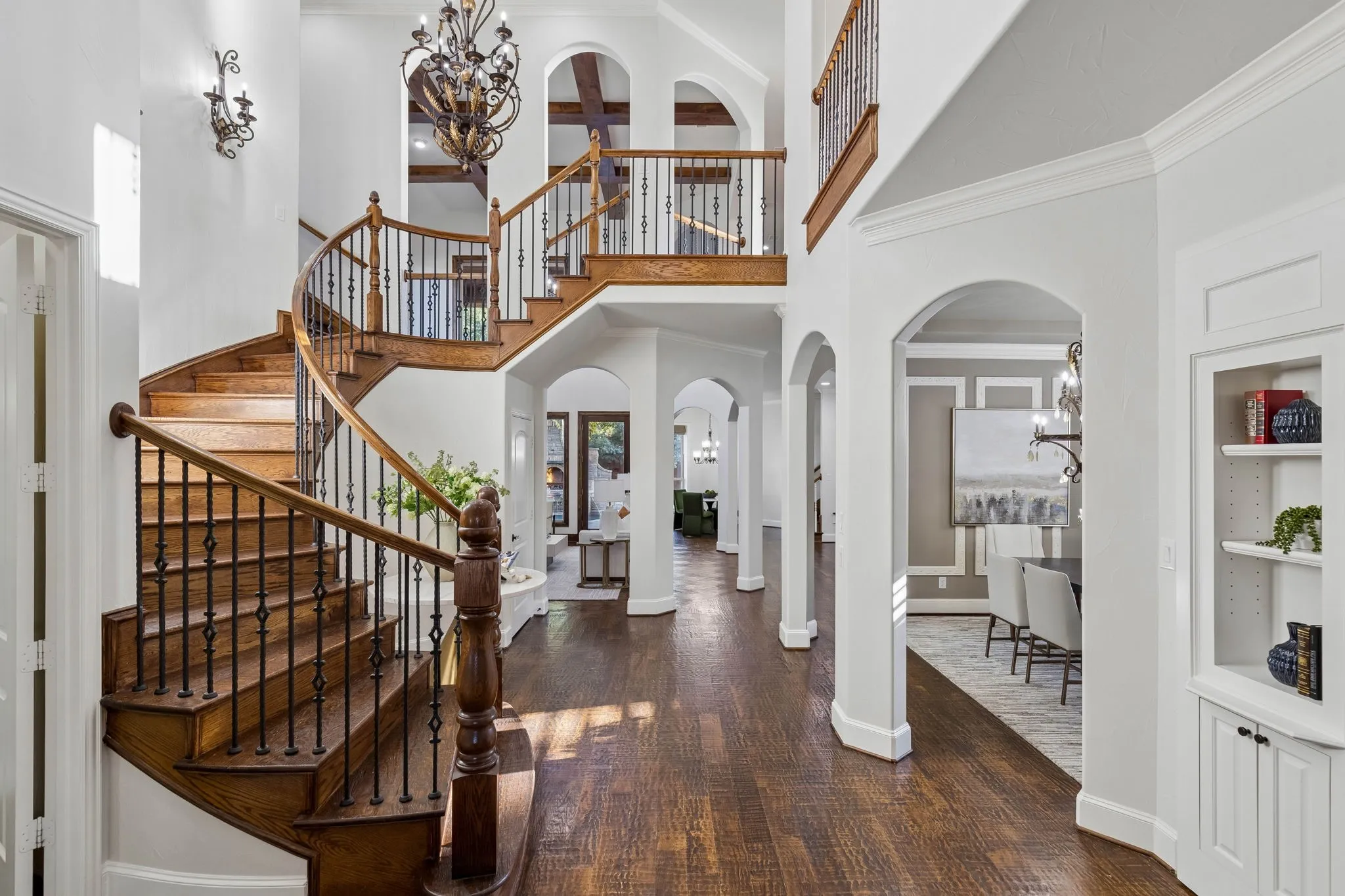 Striking front entry way, and staircase