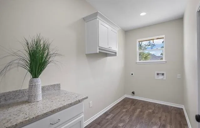 Single Family Residence For Sale in Wood County , 277 PR 6305, Mineola, Texas 75773, 3 Bedroom, 2 Bathroom, 2 Garage spaces, 1,924 Sqft, built in 2026, mls#21401625, Real Estate Agent in Mineola, Homes For Sale in Wood county, Homes For Sale in Mineola, Realtor in Mineola Texas, Real Estate Brokerage Independent Realty Texas, Luminita Cordes Realtor