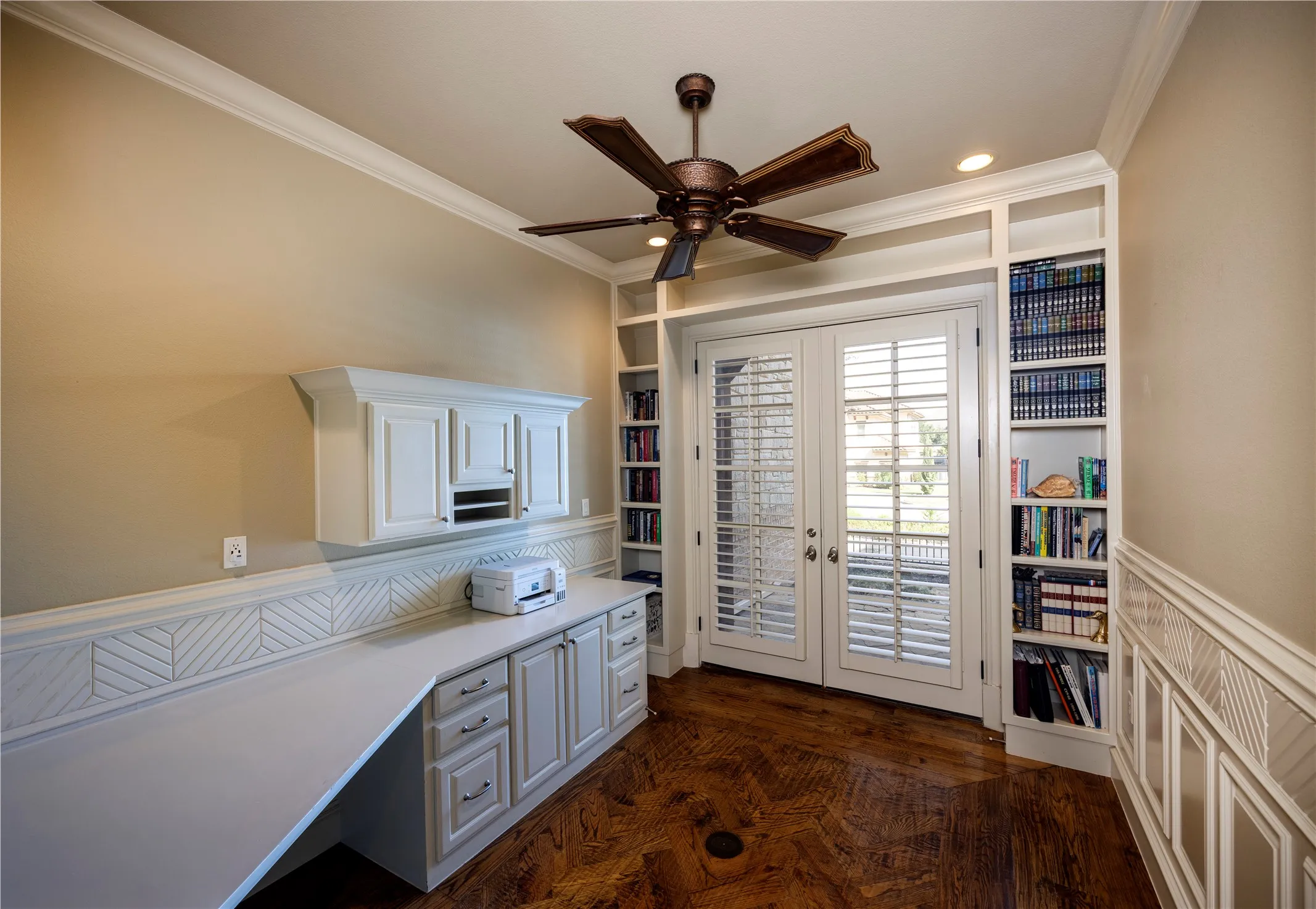 Single Family Residence For Sale in Tarrant County , 2109 Miracle Point Drive, Southlake, Texas 76092, 5 Bedroom, 6 Bathroom, 4 Garage spaces, 5,972 Sqft, built in 2006, mls#21399542, Real Estate Agent in Southlake, Homes For Sale in Tarrant county, Homes For Sale in Southlake, Realtor in Southlake Texas, Real Estate Brokerage Independent Realty Texas, Luminita Cordes Realtor