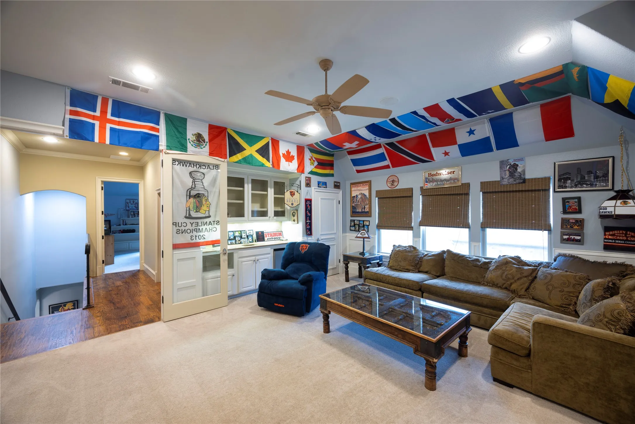 Single Family Residence For Sale in Tarrant County , 2109 Miracle Point Drive, Southlake, Texas 76092, 5 Bedroom, 6 Bathroom, 4 Garage spaces, 5,972 Sqft, built in 2006, mls#21399542, Real Estate Agent in Southlake, Homes For Sale in Tarrant county, Homes For Sale in Southlake, Realtor in Southlake Texas, Real Estate Brokerage Independent Realty Texas, Luminita Cordes Realtor