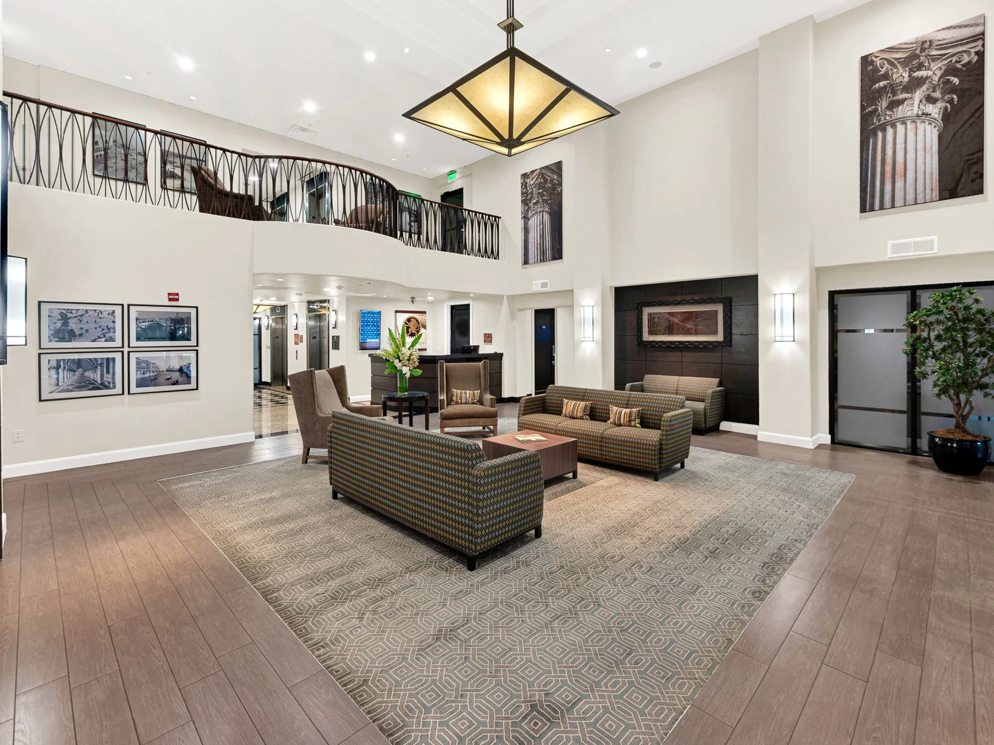 Condominium For Sale in Dallas County , 330 Las Colinas Boulevard E 228, Irving, Texas 75039, 1 Bedroom, 1 Bathroom, 1 Garage spaces, 733 Sqft, built in 2001, mls#21401357, Real Estate Agent in Irving, Homes For Sale in Dallas county, Homes For Sale in Irving, Realtor in Irving Texas, Real Estate Brokerage Independent Realty Texas, Luminita Cordes Realtor
