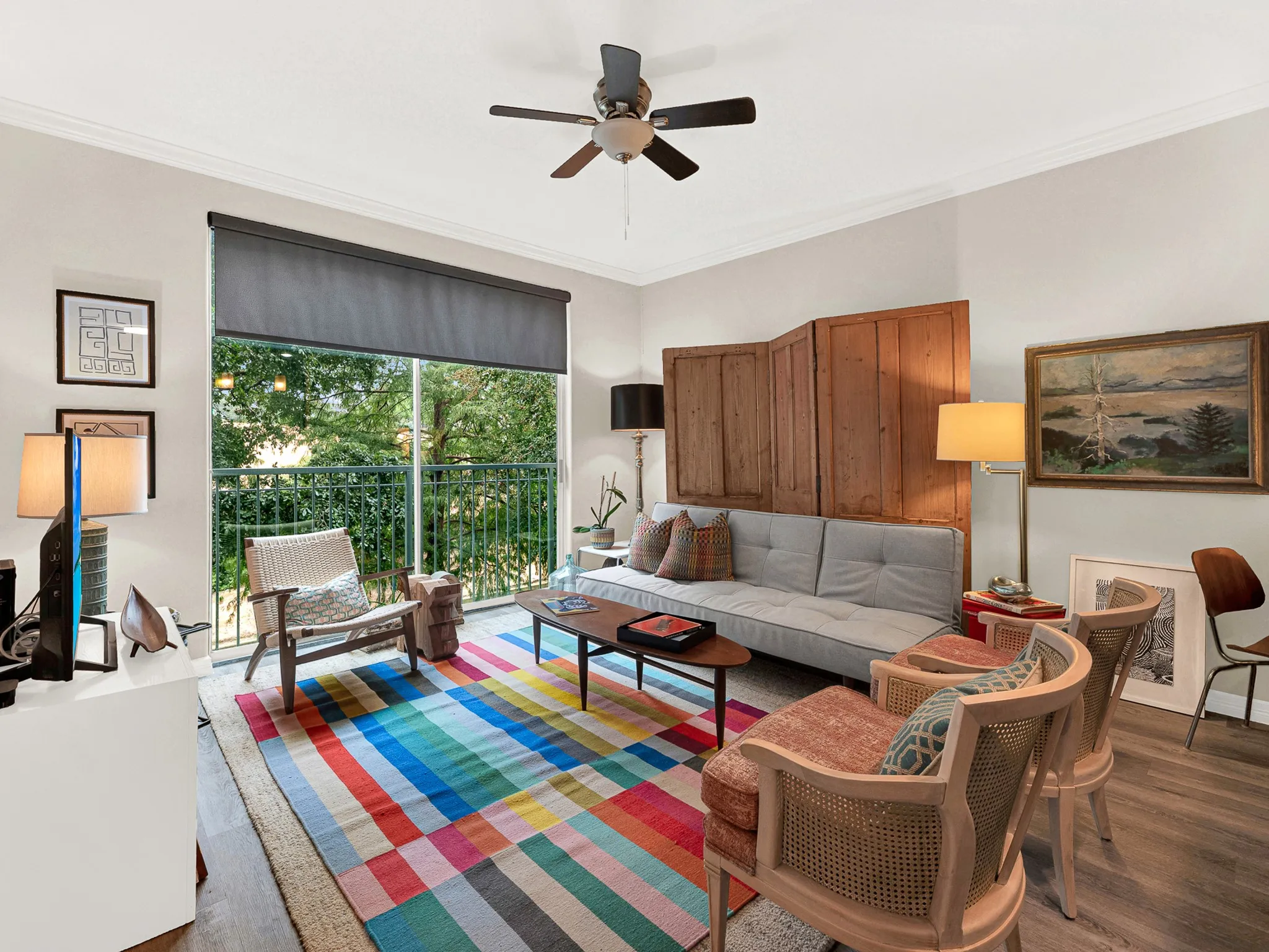 Condominium For Sale in Dallas County , 330 Las Colinas Boulevard E 228, Irving, Texas 75039, 1 Bedroom, 1 Bathroom, 1 Garage spaces, 733 Sqft, built in 2001, mls#21401357, Real Estate Agent in Irving, Homes For Sale in Dallas county, Homes For Sale in Irving, Realtor in Irving Texas, Real Estate Brokerage Independent Realty Texas, Luminita Cordes Realtor