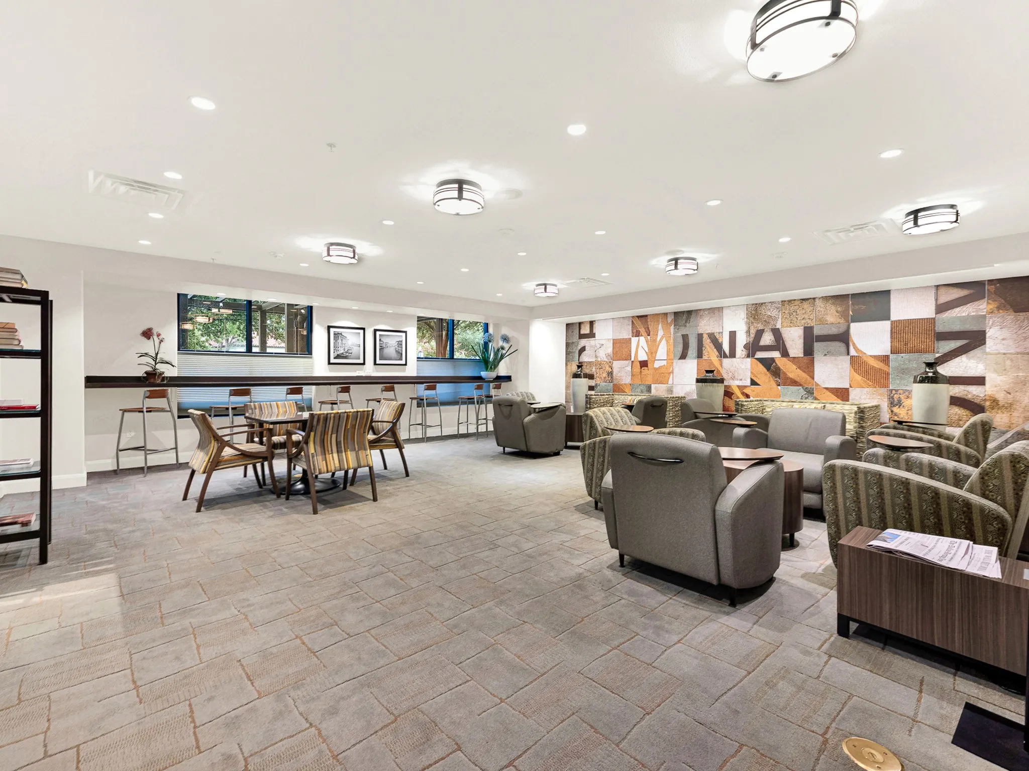 Condominium For Sale in Dallas County , 330 Las Colinas Boulevard E 228, Irving, Texas 75039, 1 Bedroom, 1 Bathroom, 1 Garage spaces, 733 Sqft, built in 2001, mls#21401357, Real Estate Agent in Irving, Homes For Sale in Dallas county, Homes For Sale in Irving, Realtor in Irving Texas, Real Estate Brokerage Independent Realty Texas, Luminita Cordes Realtor