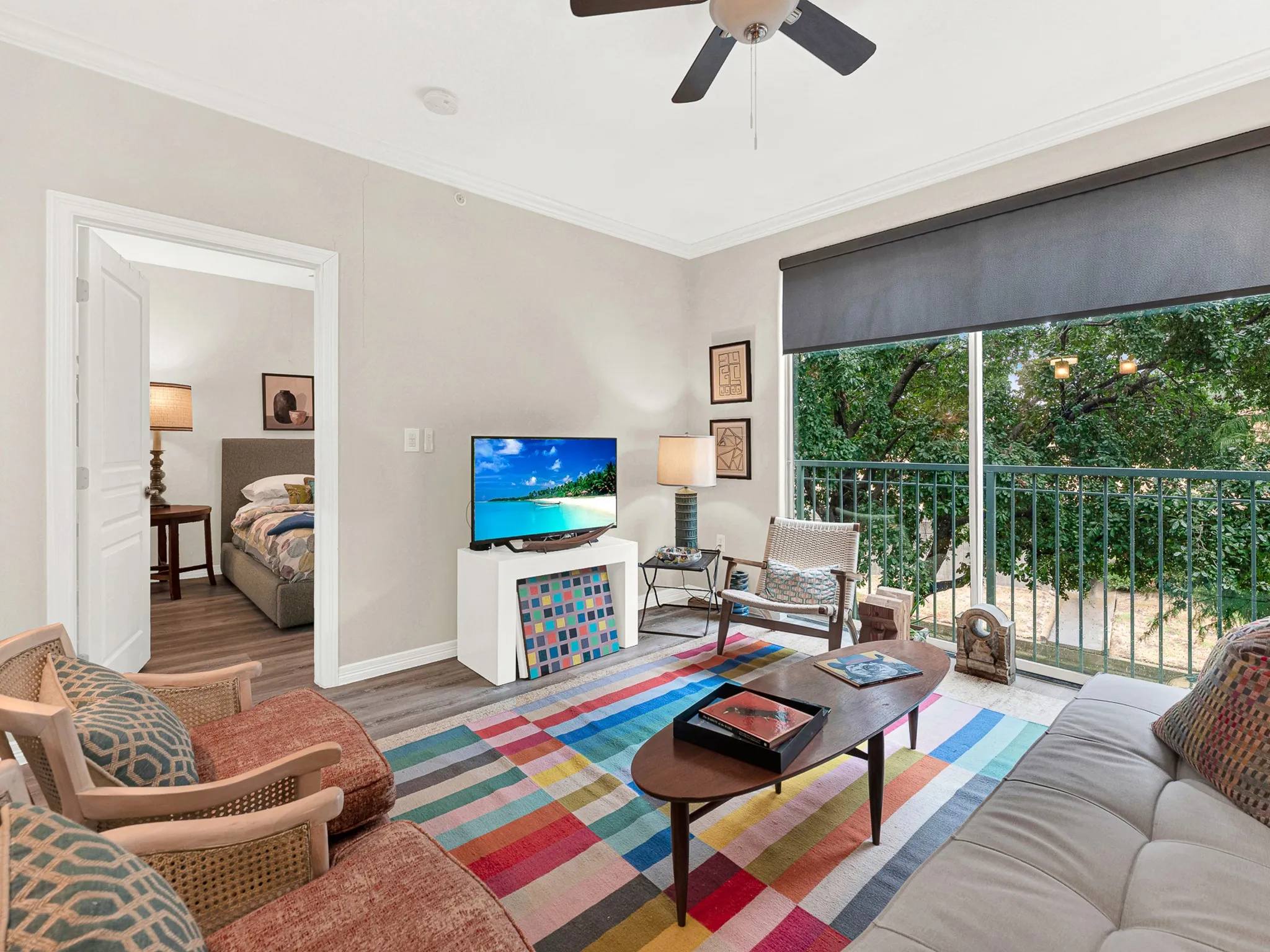 Condominium For Sale in Dallas County , 330 Las Colinas Boulevard E 228, Irving, Texas 75039, 1 Bedroom, 1 Bathroom, 1 Garage spaces, 733 Sqft, built in 2001, mls#21401357, Real Estate Agent in Irving, Homes For Sale in Dallas county, Homes For Sale in Irving, Realtor in Irving Texas, Real Estate Brokerage Independent Realty Texas, Luminita Cordes Realtor