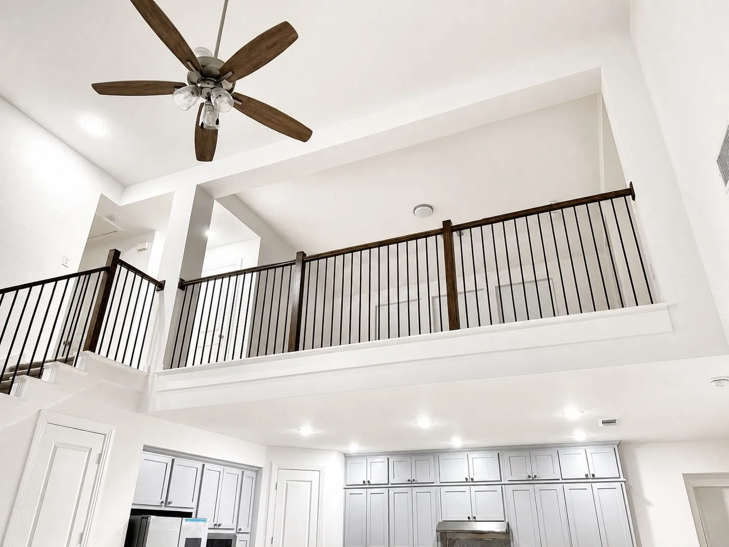 Single Family Residence For Rent in Collin County , 2817 Epping Way, Celina, Texas 75009, 4 Bedroom, 3 Bathroom, 2 Garage spaces, 2,441 Sqft, built in 2023, mls#21401709, Real Estate Agent in Celina, Homes For Rent in Collin county, Homes For Rent in Celina, Realtor in Celina Texas, Real Estate Brokerage Independent Realty Texas, Luminita Cordes Realtor
