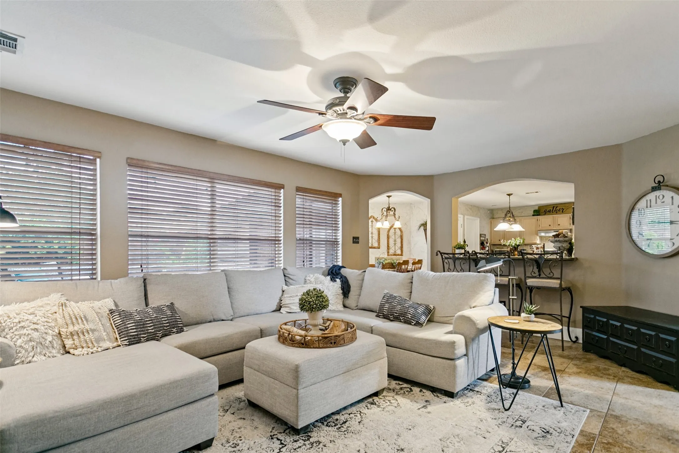 Single Family Residence For Sale in Collin County , 838 Heritage Parkway S, Allen, Texas 75002, 4 Bedroom, 3 Bathroom, 2 Garage spaces, 2,340 Sqft, built in 1994, mls#21400066, Real Estate Agent in Allen, Homes For Sale in Collin county, Homes For Sale in Allen, Realtor in Allen Texas, Real Estate Brokerage Independent Realty Texas, Luminita Cordes Realtor