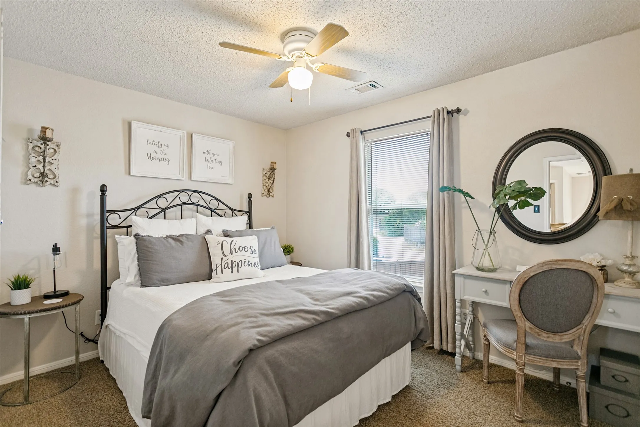 Single Family Residence For Sale in Collin County , 838 Heritage Parkway S, Allen, Texas 75002, 4 Bedroom, 3 Bathroom, 2 Garage spaces, 2,340 Sqft, built in 1994, mls#21400066, Real Estate Agent in Allen, Homes For Sale in Collin county, Homes For Sale in Allen, Realtor in Allen Texas, Real Estate Brokerage Independent Realty Texas, Luminita Cordes Realtor