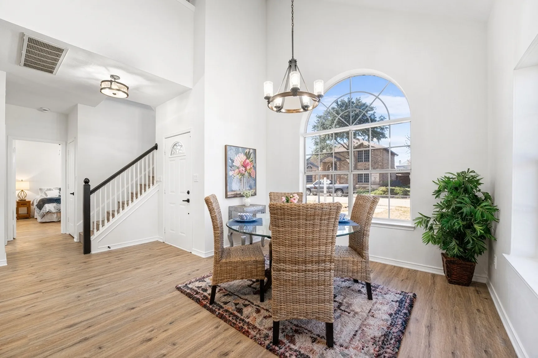 Single Family Residence For Sale in Collin County , 7022 Cottonwood Circle, Sachse, Texas 75048, 4 Bedroom, 3 Bathroom, 2 Garage spaces, 2,617 Sqft, built in 1994, mls#21401603, Real Estate Agent in Sachse, Homes For Sale in Collin county, Homes For Sale in Sachse, Realtor in Sachse Texas, Real Estate Brokerage Independent Realty Texas, Luminita Cordes Realtor