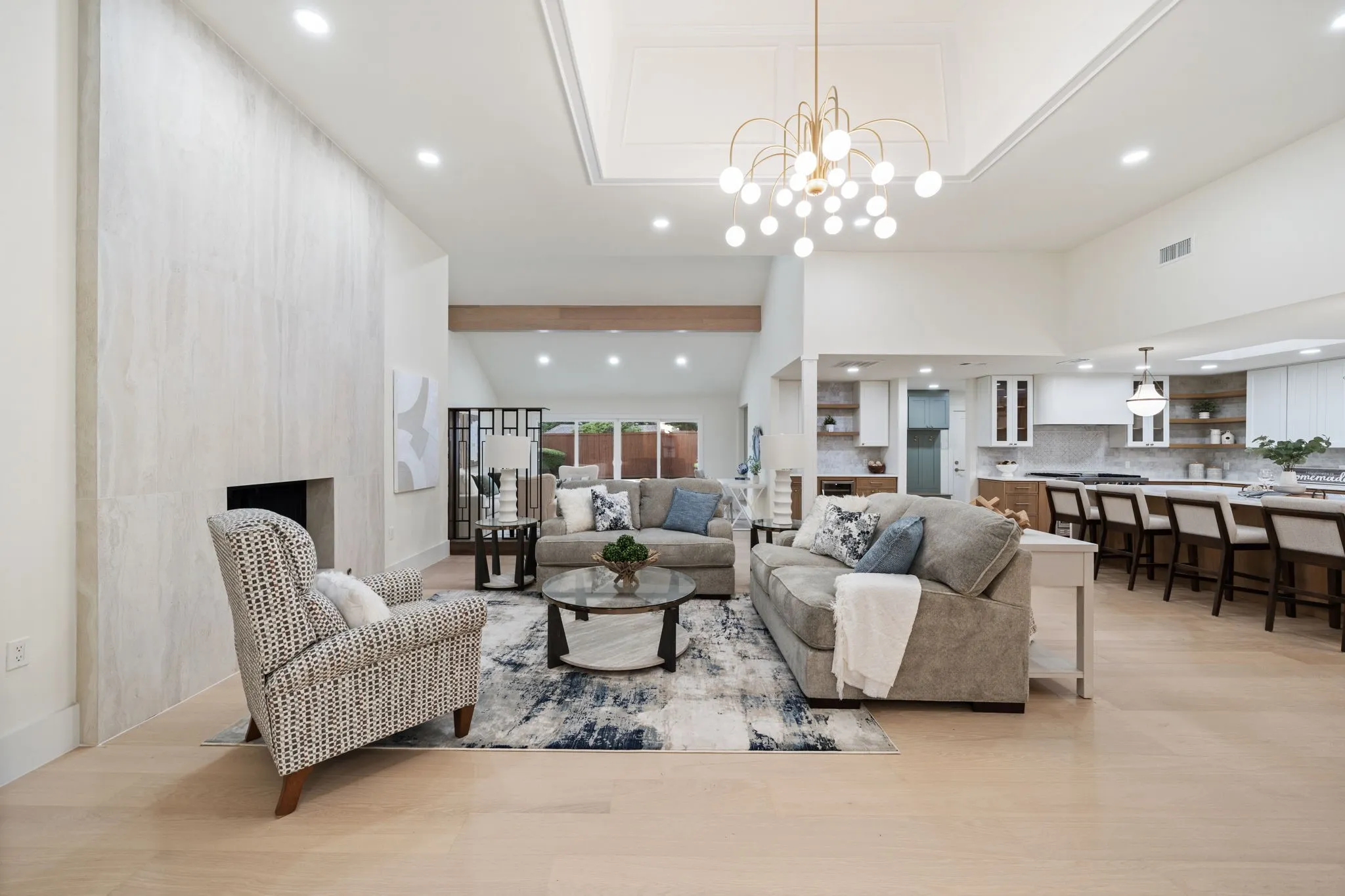 Single Family Residence For Sale in Dallas County , 8639 Clover Meadow Drive, Dallas, Texas 75243, 5 Bedroom, 4 Bathroom, 3 Garage spaces, 3,743 Sqft, built in 1976, mls#21401706, Real Estate Agent in Dallas, Homes For Sale in Dallas county, Homes For Sale in Dallas, Realtor in Dallas Texas, Real Estate Brokerage Independent Realty Texas, Luminita Cordes Realtor