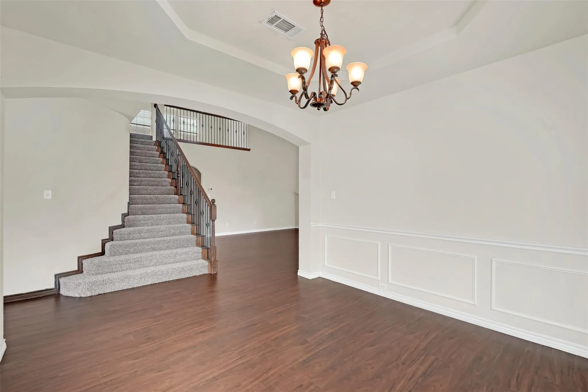 Single Family Residence For Rent in Collin County , 10438 Coach House Lane, Frisco, Texas 75035, 5 Bedroom, 4 Bathroom, 2 Garage spaces, 3,508 Sqft, built in 2006, mls#21400621, Real Estate Agent in Frisco, Homes For Rent in Collin county, Homes For Rent in Frisco, Realtor in Frisco Texas, Real Estate Brokerage Independent Realty Texas, Luminita Cordes Realtor