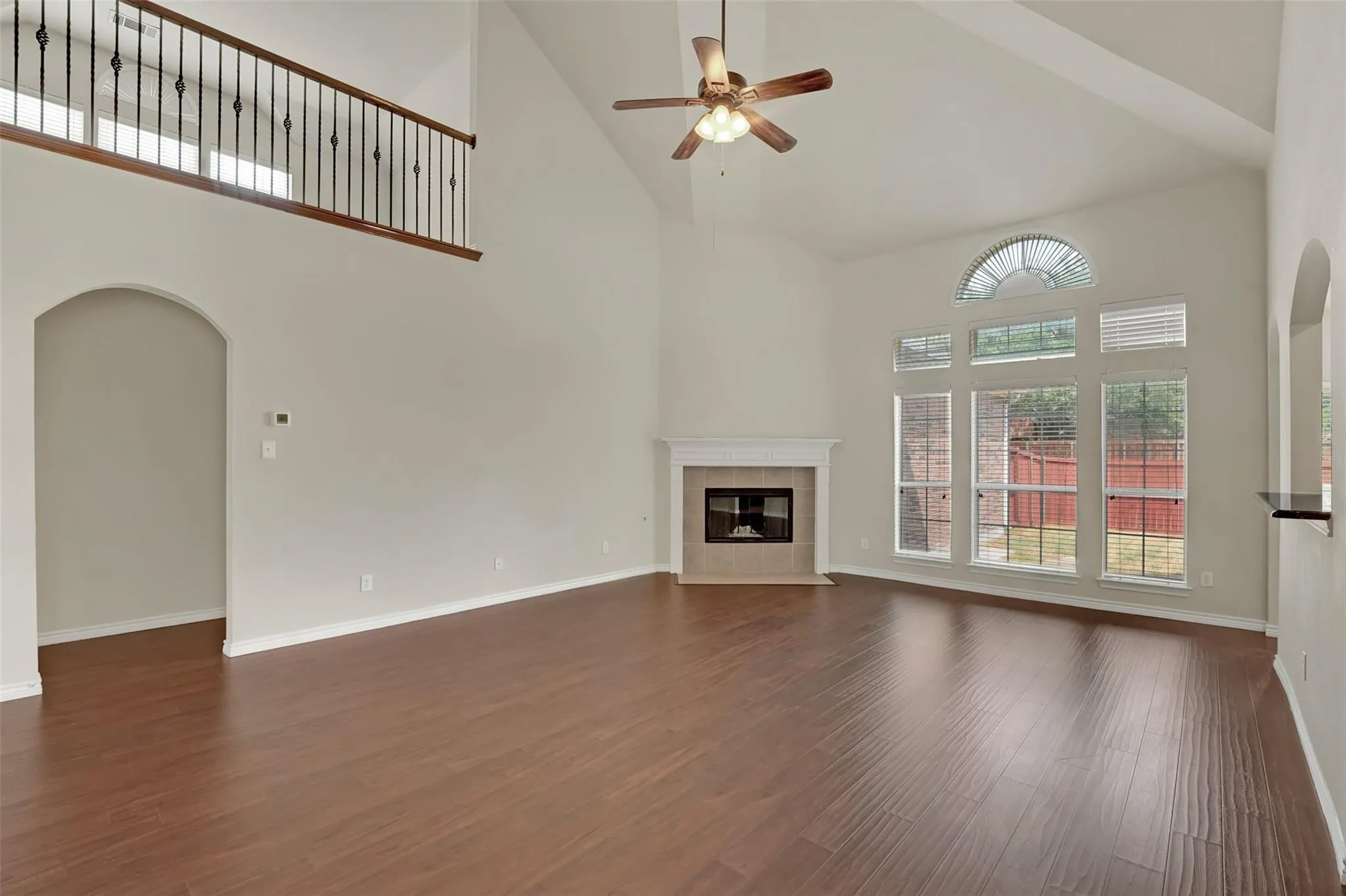 Single Family Residence For Rent in Collin County , 10438 Coach House Lane, Frisco, Texas 75035, 5 Bedroom, 4 Bathroom, 2 Garage spaces, 3,508 Sqft, built in 2006, mls#21400621, Real Estate Agent in Frisco, Homes For Rent in Collin county, Homes For Rent in Frisco, Realtor in Frisco Texas, Real Estate Brokerage Independent Realty Texas, Luminita Cordes Realtor