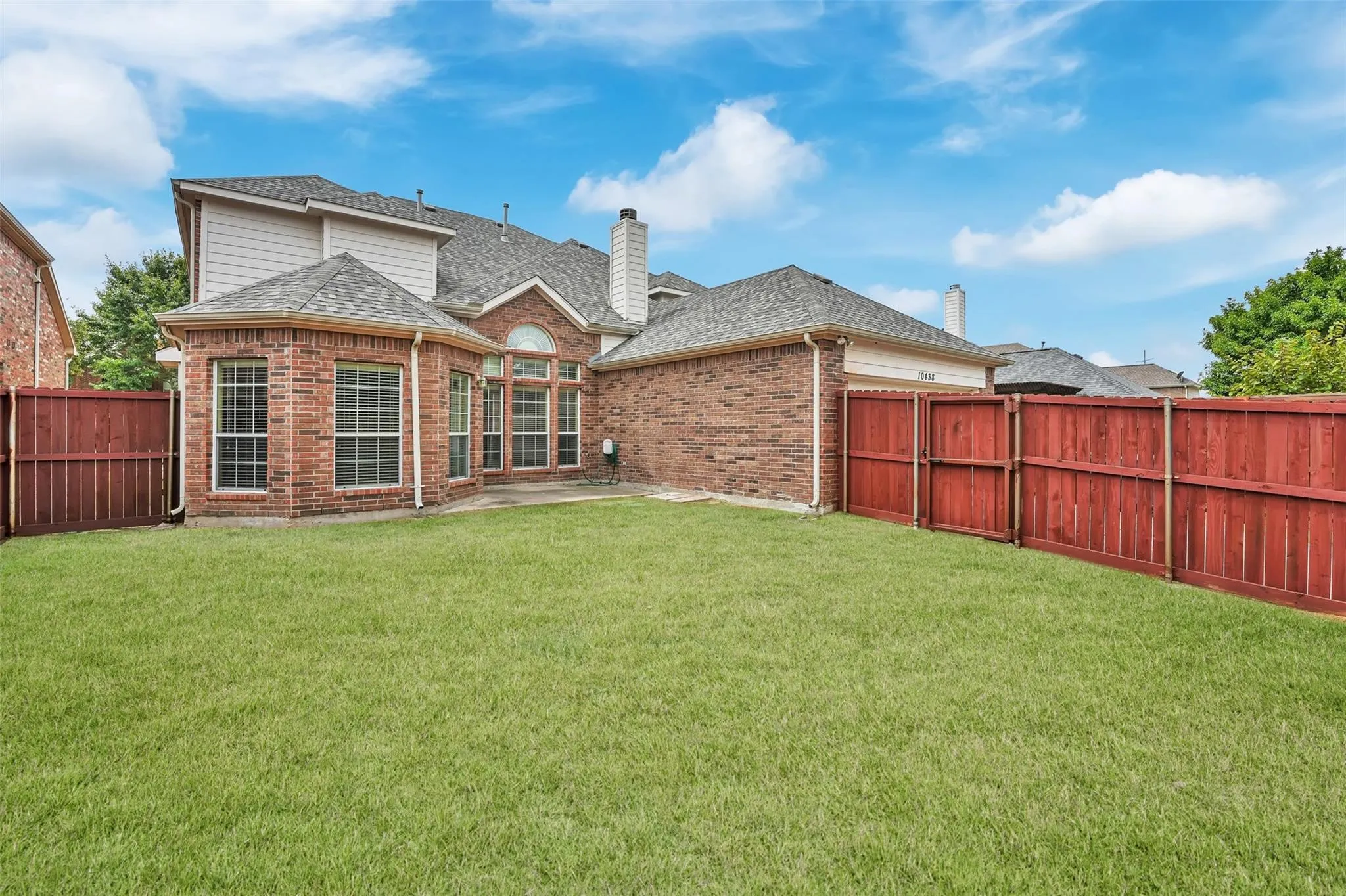 Single Family Residence For Rent in Collin County , 10438 Coach House Lane, Frisco, Texas 75035, 5 Bedroom, 4 Bathroom, 2 Garage spaces, 3,508 Sqft, built in 2006, mls#21400621, Real Estate Agent in Frisco, Homes For Rent in Collin county, Homes For Rent in Frisco, Realtor in Frisco Texas, Real Estate Brokerage Independent Realty Texas, Luminita Cordes Realtor