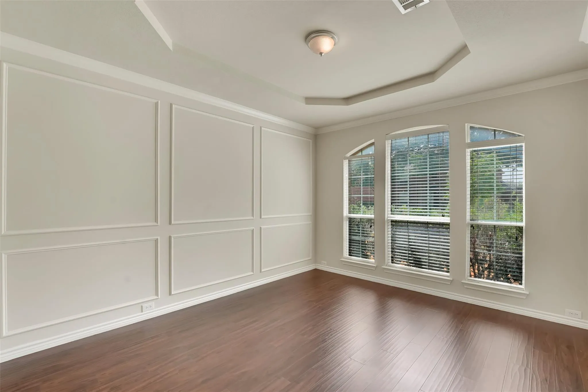 Single Family Residence For Rent in Collin County , 10438 Coach House Lane, Frisco, Texas 75035, 5 Bedroom, 4 Bathroom, 2 Garage spaces, 3,508 Sqft, built in 2006, mls#21400621, Real Estate Agent in Frisco, Homes For Rent in Collin county, Homes For Rent in Frisco, Realtor in Frisco Texas, Real Estate Brokerage Independent Realty Texas, Luminita Cordes Realtor