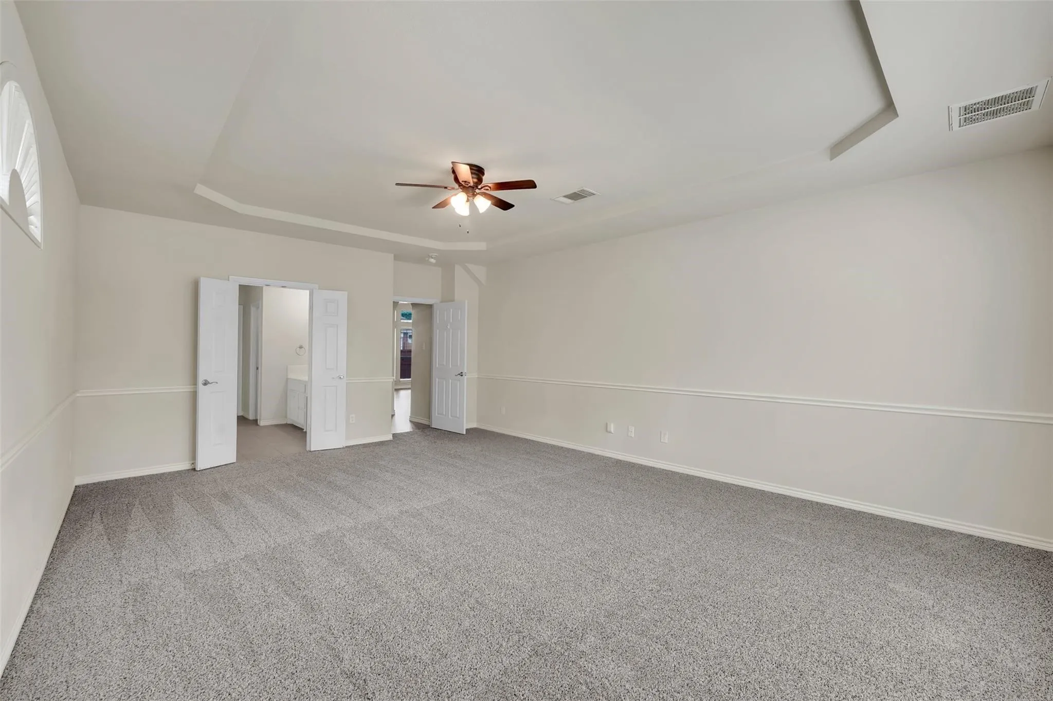 Single Family Residence For Rent in Collin County , 10438 Coach House Lane, Frisco, Texas 75035, 5 Bedroom, 4 Bathroom, 2 Garage spaces, 3,508 Sqft, built in 2006, mls#21400621, Real Estate Agent in Frisco, Homes For Rent in Collin county, Homes For Rent in Frisco, Realtor in Frisco Texas, Real Estate Brokerage Independent Realty Texas, Luminita Cordes Realtor