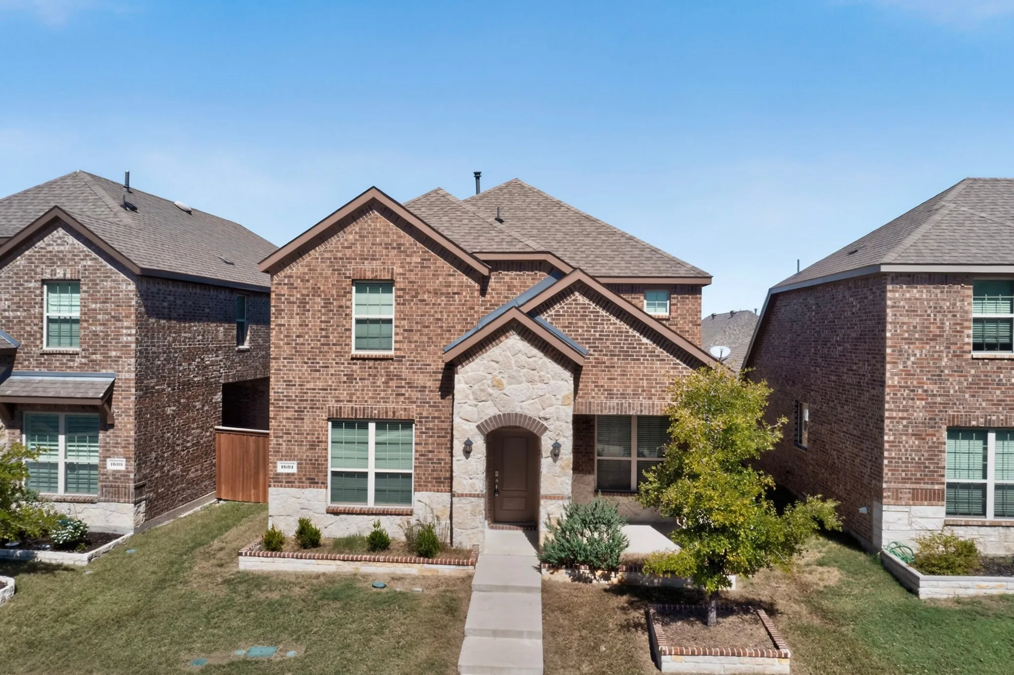 Single Family Residence For Sale in Collin County , 1601 Princeton Drive, Celina, Texas 75009, 4 Bedroom, 3 Bathroom, 2 Garage spaces, 2,256 Sqft, built in 2021, mls#21399845, Real Estate Agent in Celina, Homes For Sale in Collin county, Homes For Sale in Celina, Realtor in Celina Texas, Real Estate Brokerage Independent Realty Texas, Luminita Cordes Realtor