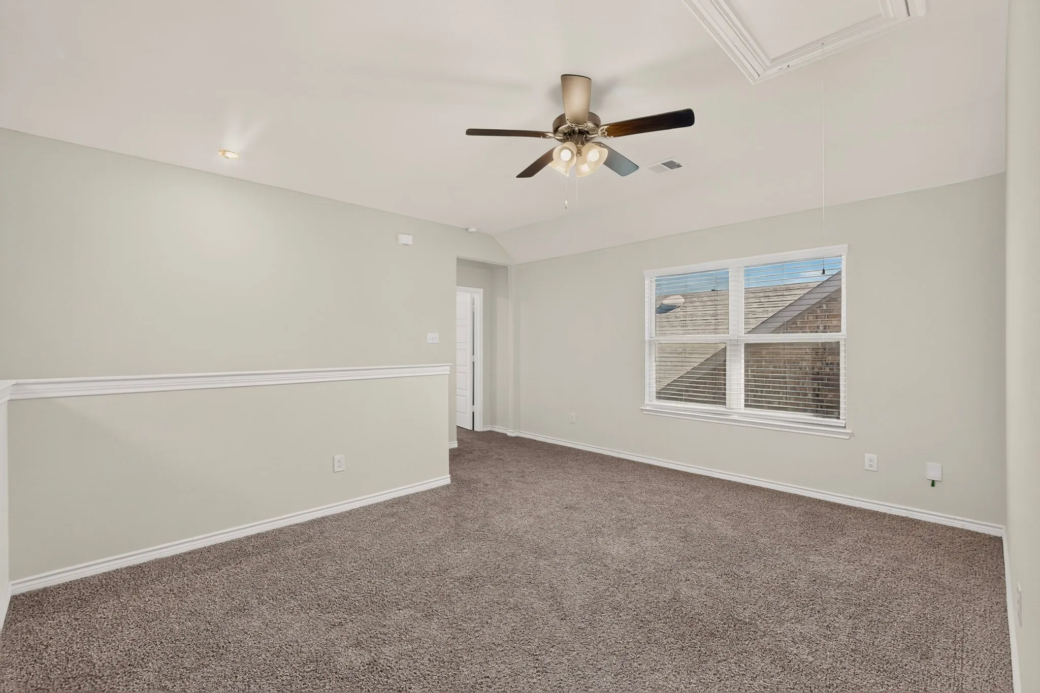 Single Family Residence For Sale in Collin County , 1601 Princeton Drive, Celina, Texas 75009, 4 Bedroom, 3 Bathroom, 2 Garage spaces, 2,256 Sqft, built in 2021, mls#21399845, Real Estate Agent in Celina, Homes For Sale in Collin county, Homes For Sale in Celina, Realtor in Celina Texas, Real Estate Brokerage Independent Realty Texas, Luminita Cordes Realtor