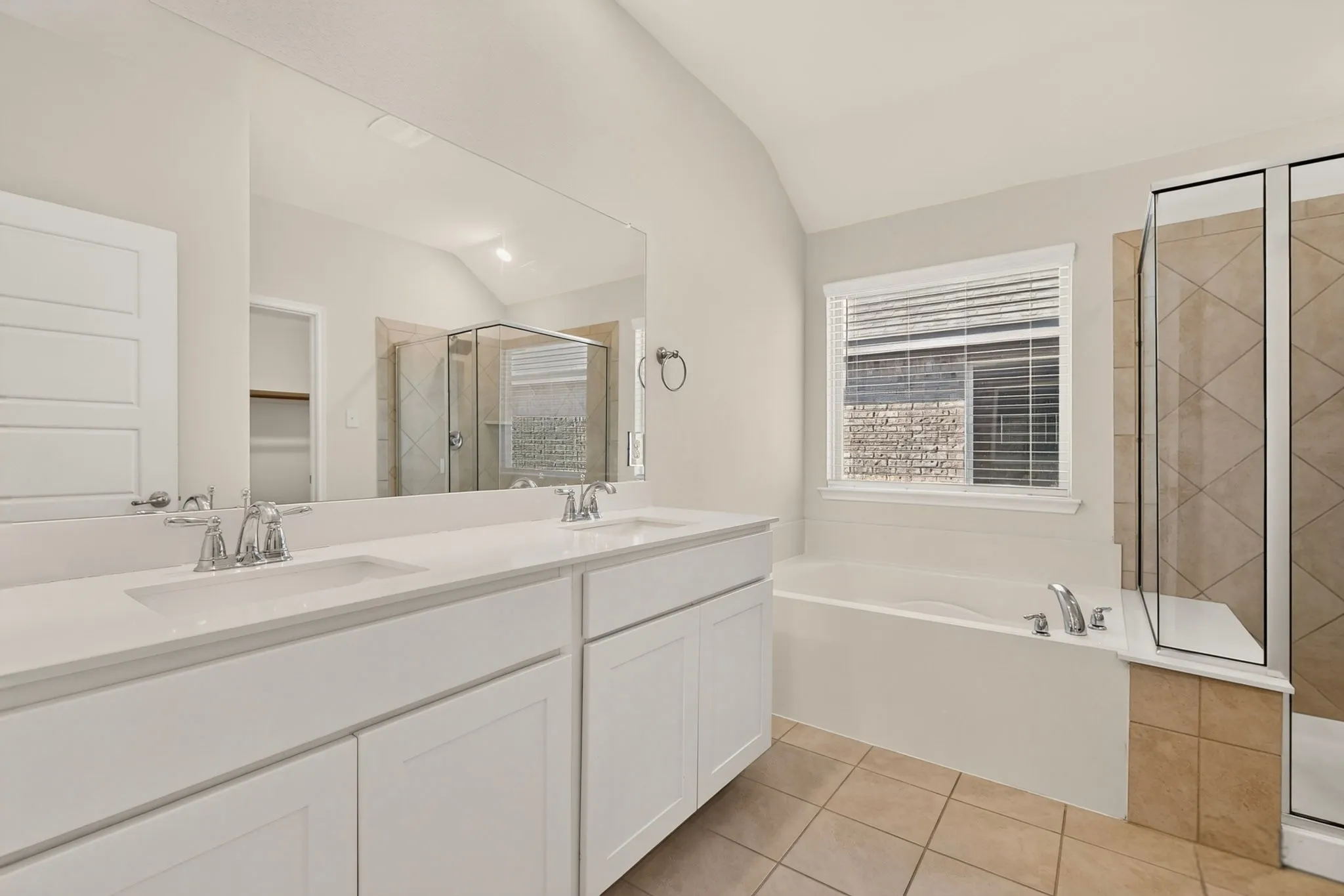 Single Family Residence For Sale in Collin County , 1601 Princeton Drive, Celina, Texas 75009, 4 Bedroom, 3 Bathroom, 2 Garage spaces, 2,256 Sqft, built in 2021, mls#21399845, Real Estate Agent in Celina, Homes For Sale in Collin county, Homes For Sale in Celina, Realtor in Celina Texas, Real Estate Brokerage Independent Realty Texas, Luminita Cordes Realtor