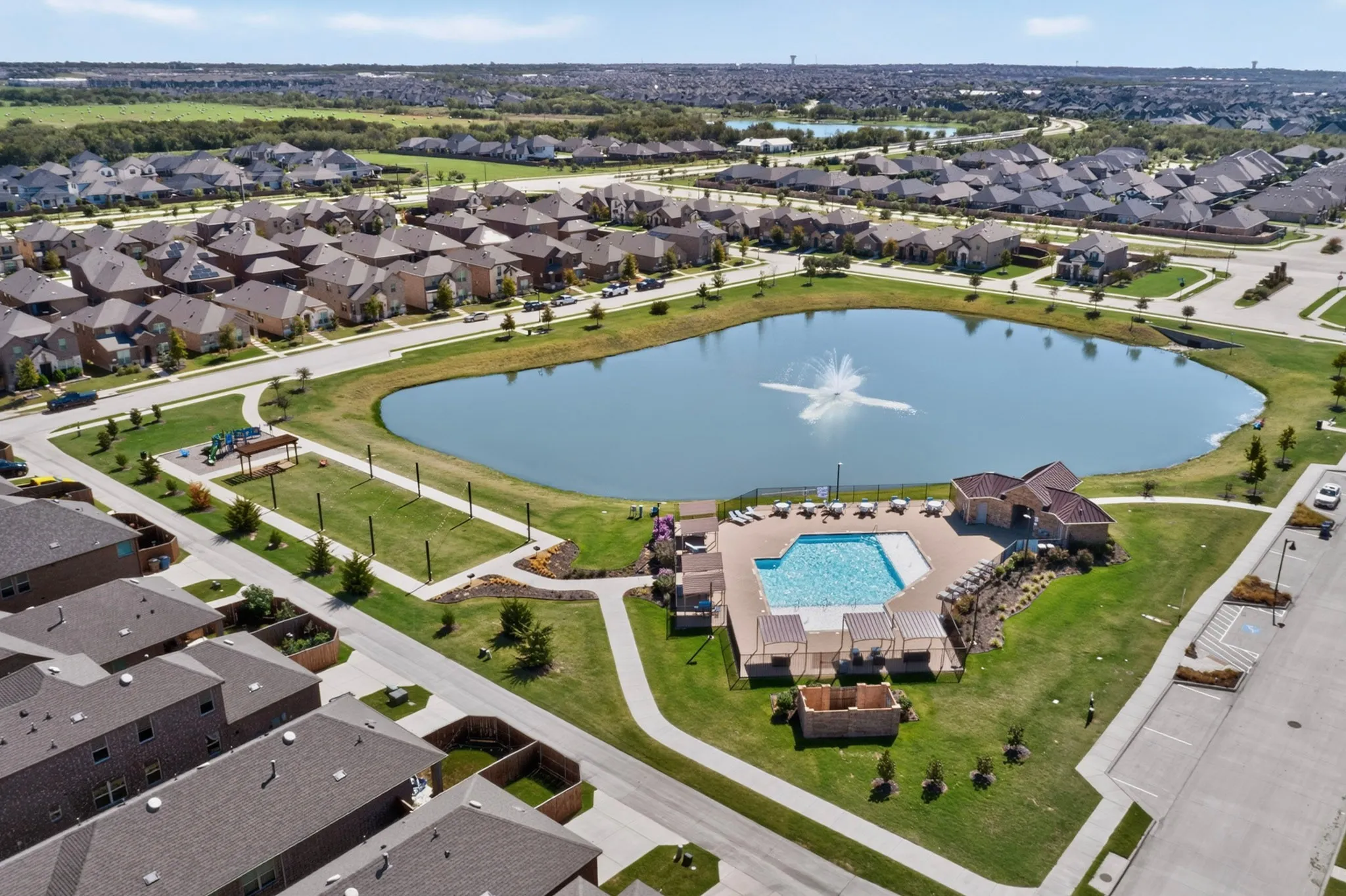 Single Family Residence For Sale in Collin County , 1601 Princeton Drive, Celina, Texas 75009, 4 Bedroom, 3 Bathroom, 2 Garage spaces, 2,256 Sqft, built in 2021, mls#21399845, Real Estate Agent in Celina, Homes For Sale in Collin county, Homes For Sale in Celina, Realtor in Celina Texas, Real Estate Brokerage Independent Realty Texas, Luminita Cordes Realtor