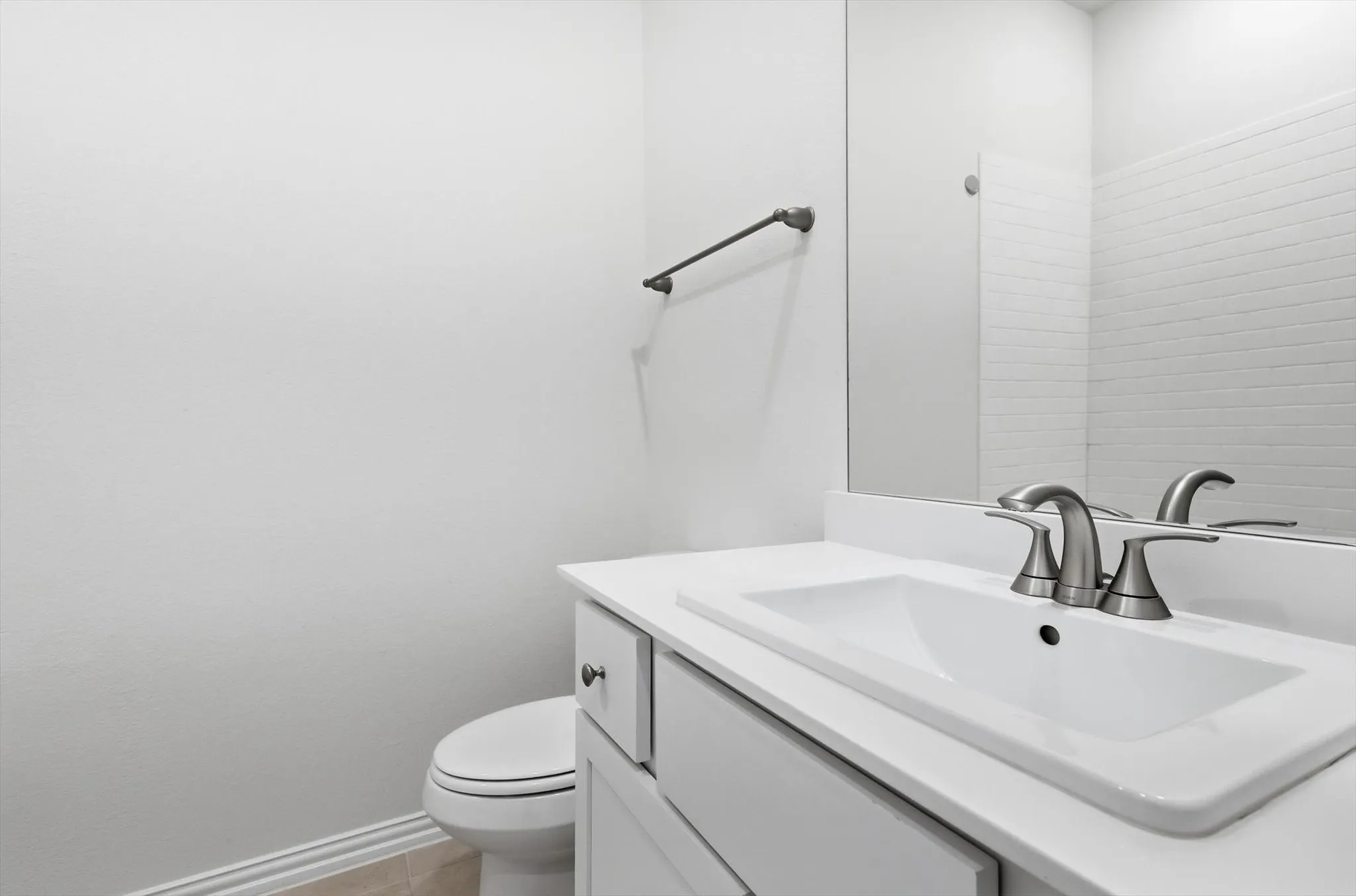 Townhouse For Rent in Denton County , 321 Ukiah Street, Lewisville, Texas 75056, 3 Bedroom, 3 Bathroom, 2 Garage spaces, 2,289 Sqft, built in 2022, mls#21401214, Real Estate Agent in Lewisville, Homes For Rent in Denton county, Homes For Rent in Lewisville, Realtor in Lewisville Texas, Real Estate Brokerage Independent Realty Texas, Luminita Cordes Realtor