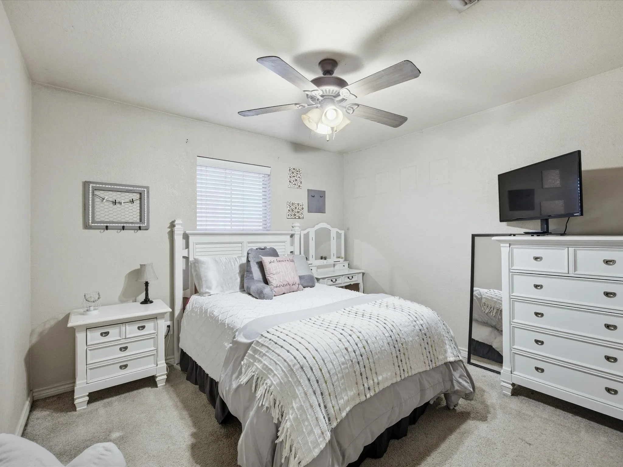Single Family Residence For Sale in Wise County , 2106 Ridgewood Drive, Bridgeport, Texas 76426, 3 Bedroom, 2 Bathroom, 2 Garage spaces, 1,761 Sqft, built in 2006, mls#21401693, Real Estate Agent in Bridgeport, Homes For Sale in Wise county, Homes For Sale in Bridgeport, Realtor in Bridgeport Texas, Real Estate Brokerage Independent Realty Texas, Luminita Cordes Realtor