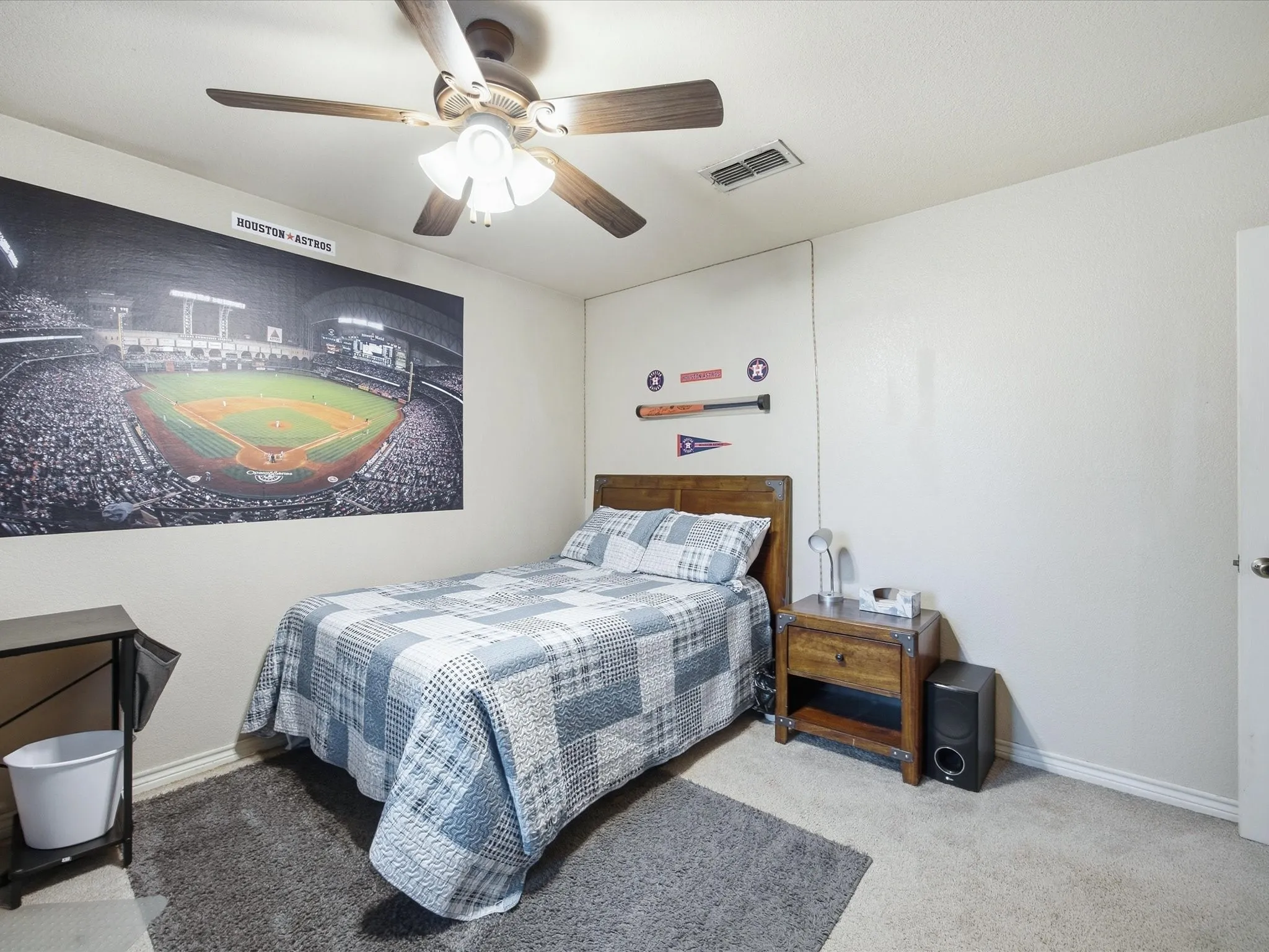 Single Family Residence For Sale in Wise County , 2106 Ridgewood Drive, Bridgeport, Texas 76426, 3 Bedroom, 2 Bathroom, 2 Garage spaces, 1,761 Sqft, built in 2006, mls#21401693, Real Estate Agent in Bridgeport, Homes For Sale in Wise county, Homes For Sale in Bridgeport, Realtor in Bridgeport Texas, Real Estate Brokerage Independent Realty Texas, Luminita Cordes Realtor