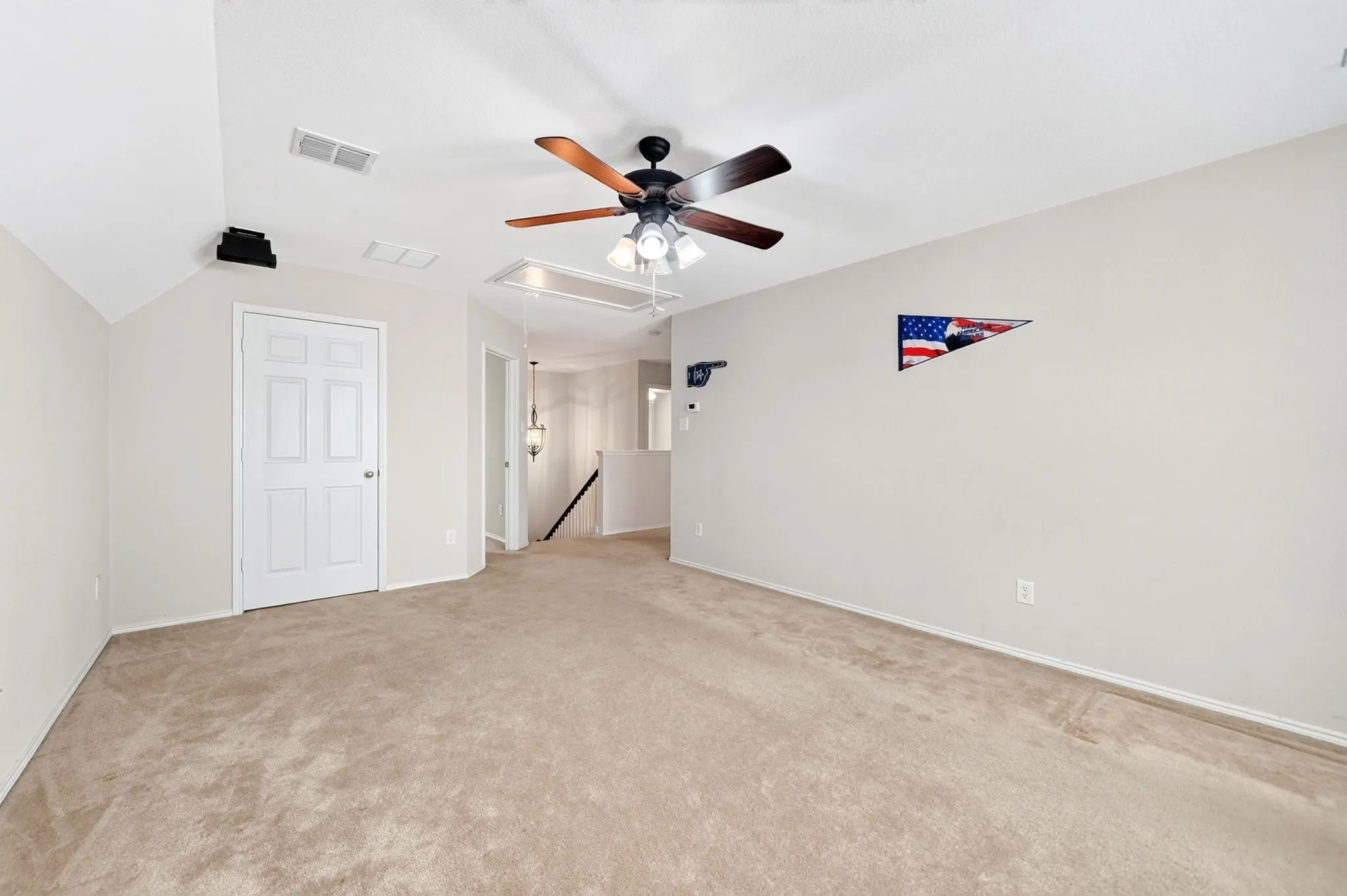 Single Family Residence For Sale in Kaufman County , 1016 Weeson Road, Forney, Texas 75126, 4 Bedroom, 3 Bathroom, 2 Garage spaces, 2,510 Sqft, built in 2007, mls#21401748, Real Estate Agent in Forney, Homes For Sale in Kaufman county, Homes For Sale in Forney, Realtor in Forney Texas, Real Estate Brokerage Independent Realty Texas, Luminita Cordes Realtor