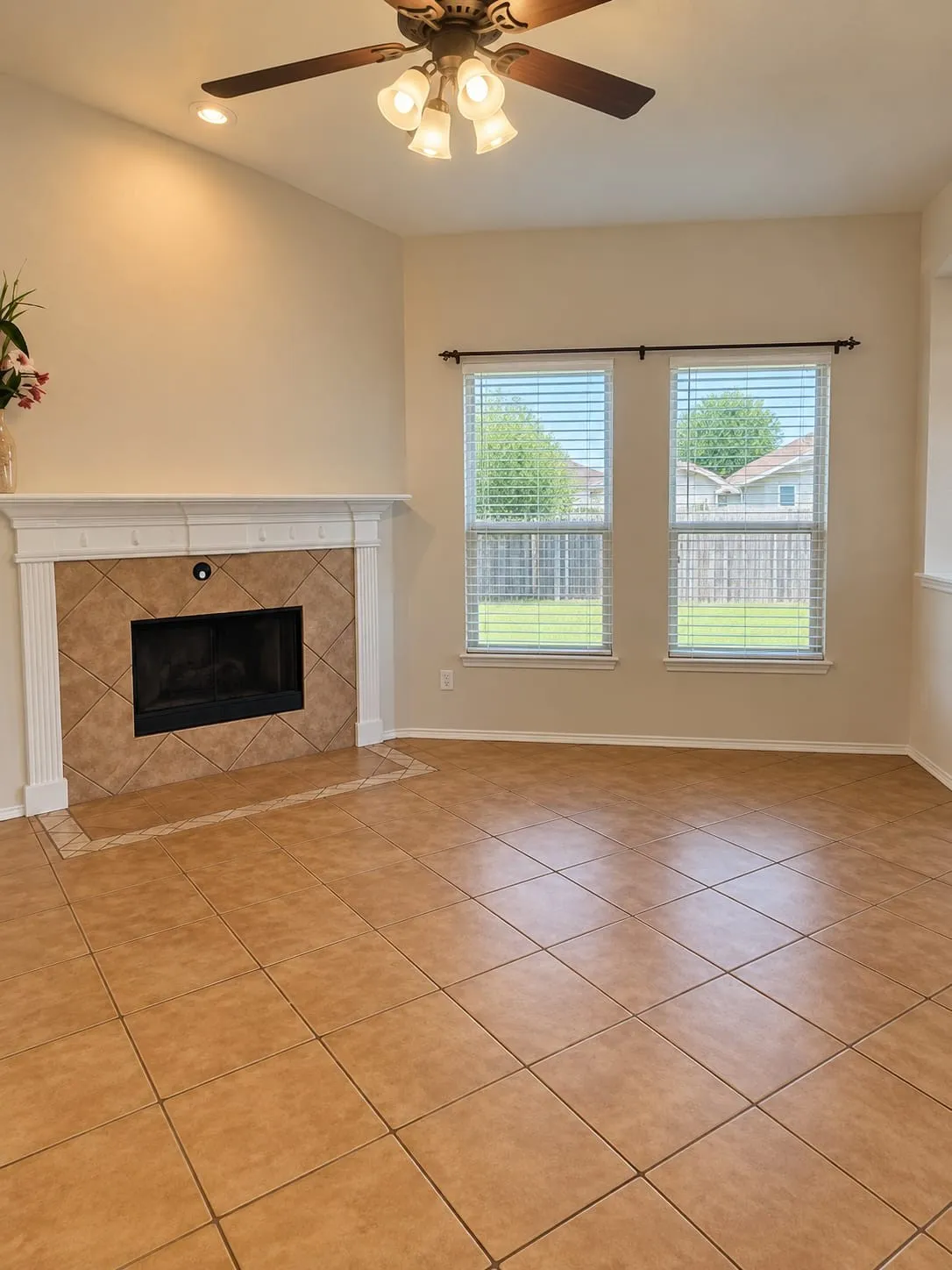 Single Family Residence For Sale in Kaufman County , 1016 Weeson Road, Forney, Texas 75126, 4 Bedroom, 3 Bathroom, 2 Garage spaces, 2,510 Sqft, built in 2007, mls#21401748, Real Estate Agent in Forney, Homes For Sale in Kaufman county, Homes For Sale in Forney, Realtor in Forney Texas, Real Estate Brokerage Independent Realty Texas, Luminita Cordes Realtor