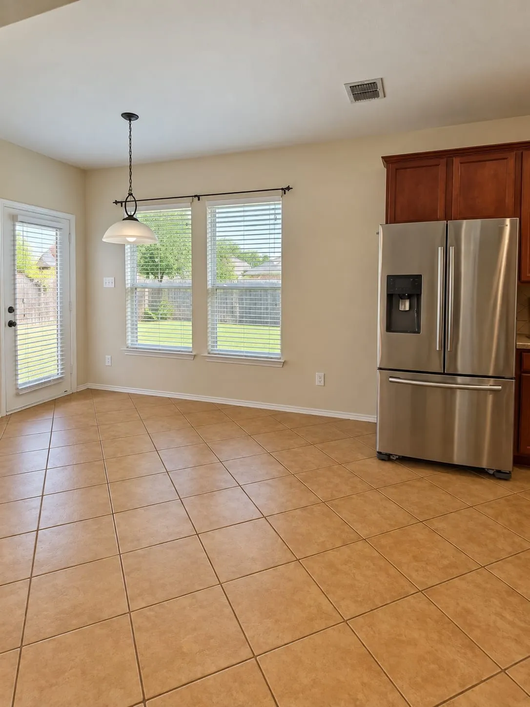 Single Family Residence For Sale in Kaufman County , 1016 Weeson Road, Forney, Texas 75126, 4 Bedroom, 3 Bathroom, 2 Garage spaces, 2,510 Sqft, built in 2007, mls#21401748, Real Estate Agent in Forney, Homes For Sale in Kaufman county, Homes For Sale in Forney, Realtor in Forney Texas, Real Estate Brokerage Independent Realty Texas, Luminita Cordes Realtor