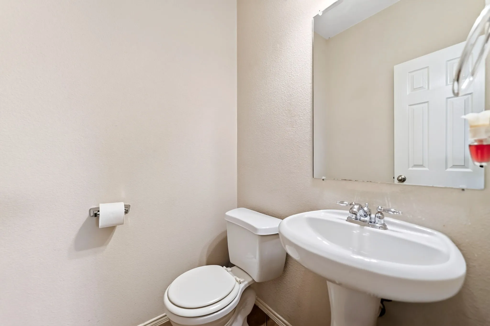 Single Family Residence For Sale in Kaufman County , 1016 Weeson Road, Forney, Texas 75126, 4 Bedroom, 3 Bathroom, 2 Garage spaces, 2,510 Sqft, built in 2007, mls#21401748, Real Estate Agent in Forney, Homes For Sale in Kaufman county, Homes For Sale in Forney, Realtor in Forney Texas, Real Estate Brokerage Independent Realty Texas, Luminita Cordes Realtor