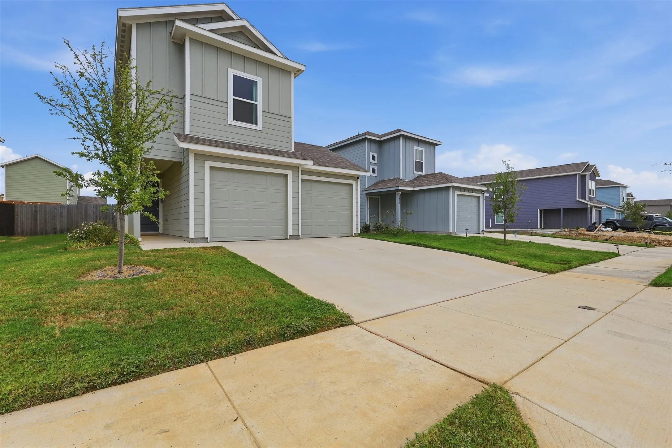 Single Family Residence For Sale in Tarrant County , 1429 Teak Lane, Fort Worth, Texas 76140, 3 Bedroom, 3 Bathroom, 2 Garage spaces, 1,256 Sqft, built in 2024, mls#21401751, Real Estate Agent in Fort Worth, Homes For Sale in Tarrant county, Homes For Sale in Fort Worth, Realtor in Fort Worth Texas, Real Estate Brokerage Independent Realty Texas, Luminita Cordes Realtor