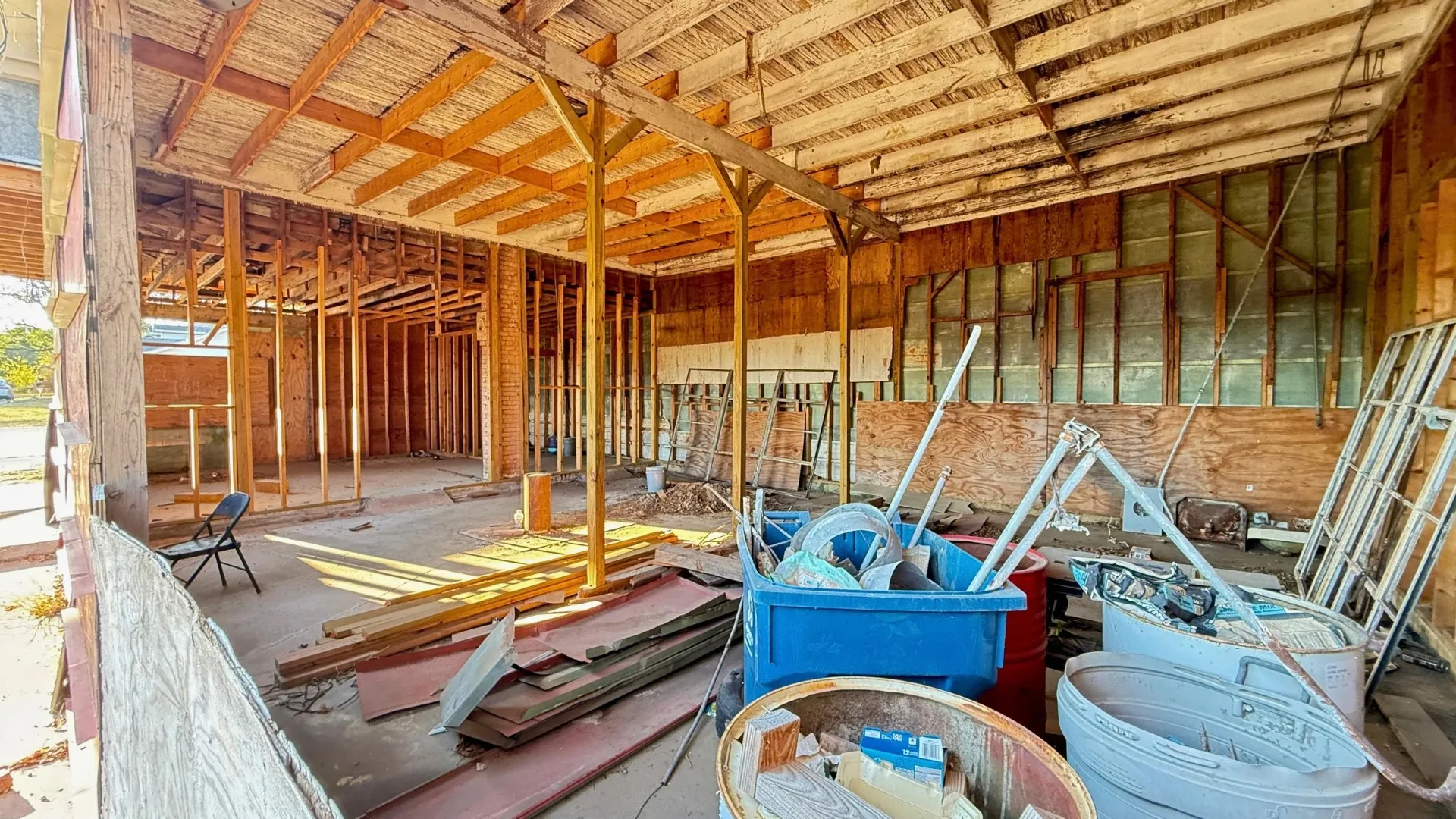 Business For Sale in Fannin County , 102 Northside Plaza, Ladonia, Texas 75449, 0, 0, Garage spaces, 0 Sqft, built in 0, mls#21401739, Real Estate Agent in Ladonia, Homes For Sale in Fannin county, Homes For Sale in Ladonia, Realtor in Ladonia Texas, Real Estate Brokerage Independent Realty Texas, Luminita Cordes Realtor