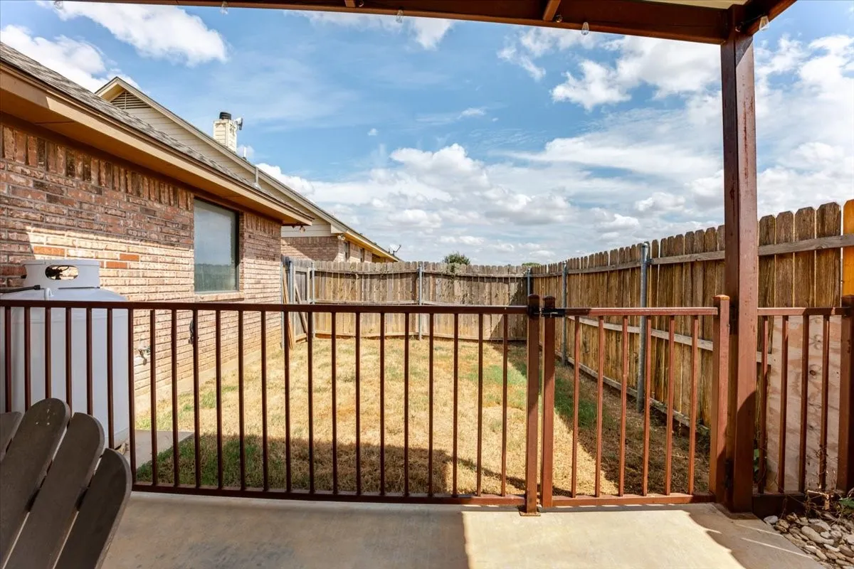 Single Family Residence For Sale in Hood County , 9120 Parkview Circle, Tolar, Texas 76476, 4 Bedroom, 2 Bathroom, 2 Garage spaces, 1,711 Sqft, built in 2013, mls#21401758, Real Estate Agent in Tolar, Homes For Sale in Hood county, Homes For Sale in Tolar, Realtor in Tolar Texas, Real Estate Brokerage Independent Realty Texas, Luminita Cordes Realtor