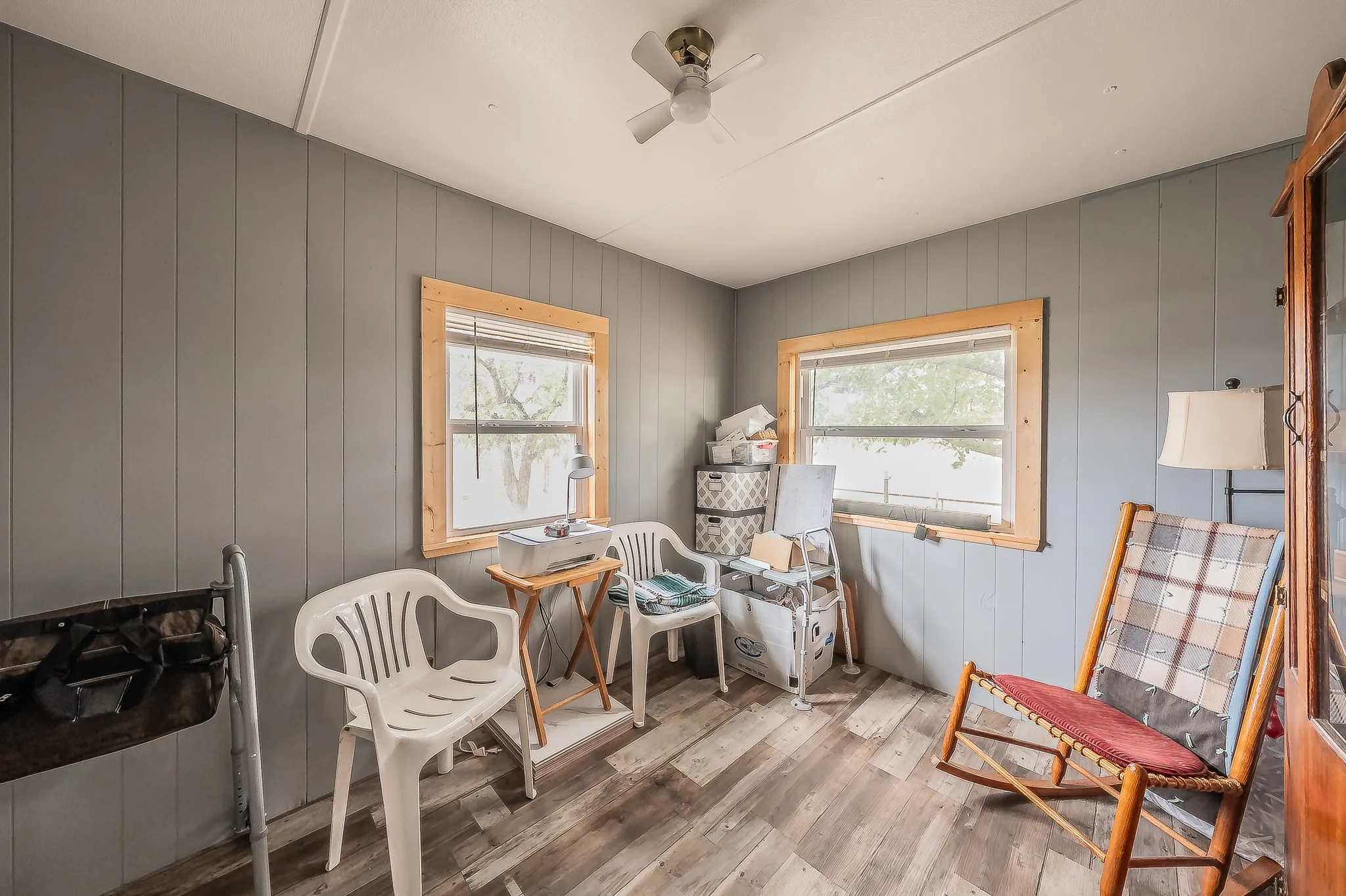 Mobile Home For Sale in Palo Pinto County , 87 Ledbetter Drive, Mineral Wells, Texas 76067, 3 Bedroom, 2 Bathroom, Garage spaces, 1,120 Sqft, built in 1977, mls#21397896, Real Estate Agent in Mineral Wells, Homes For Sale in Palo Pinto county, Homes For Sale in Mineral Wells, Realtor in Mineral Wells Texas, Real Estate Brokerage Independent Realty Texas, Luminita Cordes Realtor