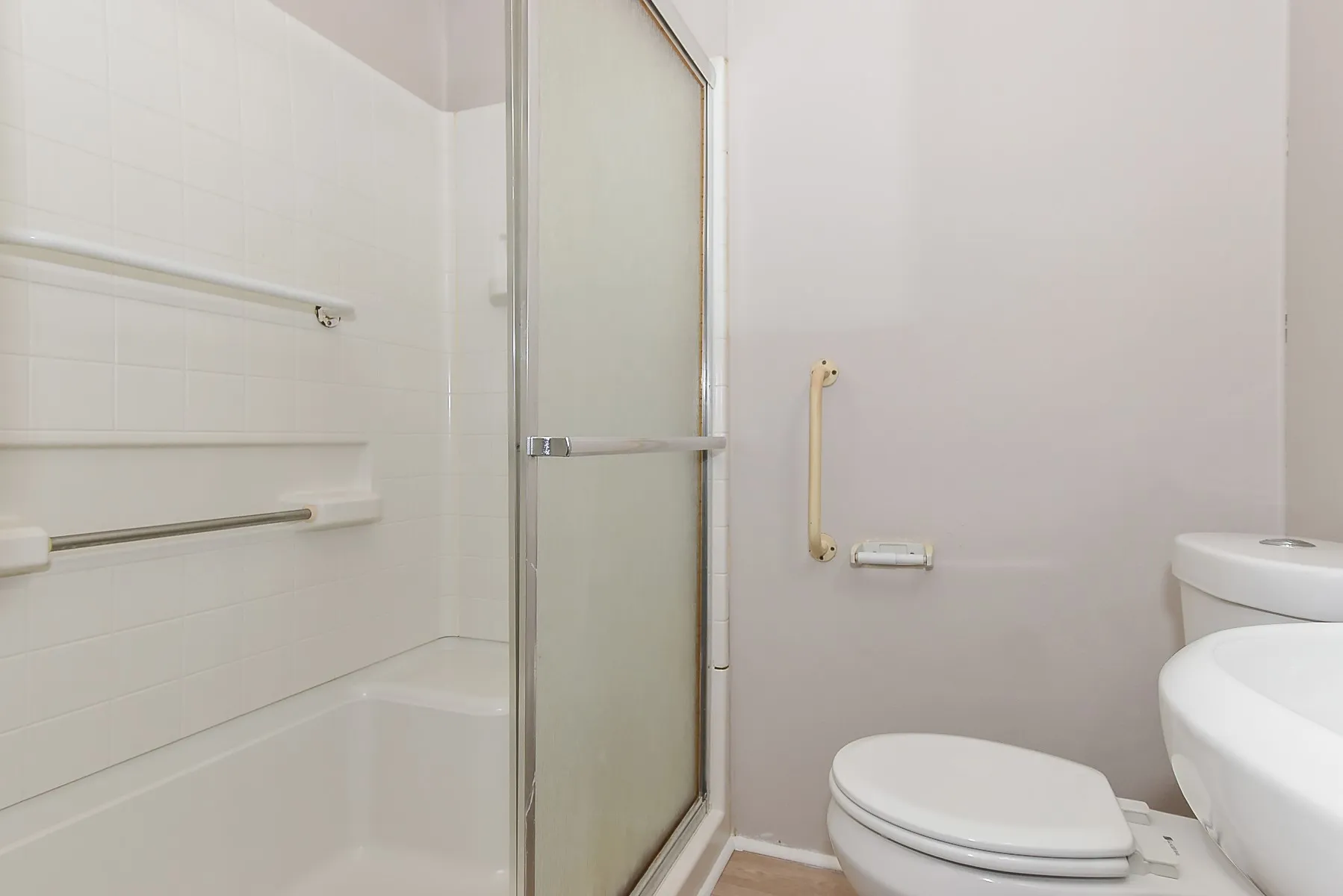 Single Family Residence For Sale in Hunt County , 405 Fm 816, Wolfe City, Texas 75496, 2 Bedroom, 1 Bathroom, 1 Garage spaces, 968 Sqft, built in 1965, mls#21398260, Real Estate Agent in Wolfe City, Homes For Sale in Hunt county, Homes For Sale in Wolfe City, Realtor in Wolfe City Texas, Real Estate Brokerage Independent Realty Texas, Luminita Cordes Realtor