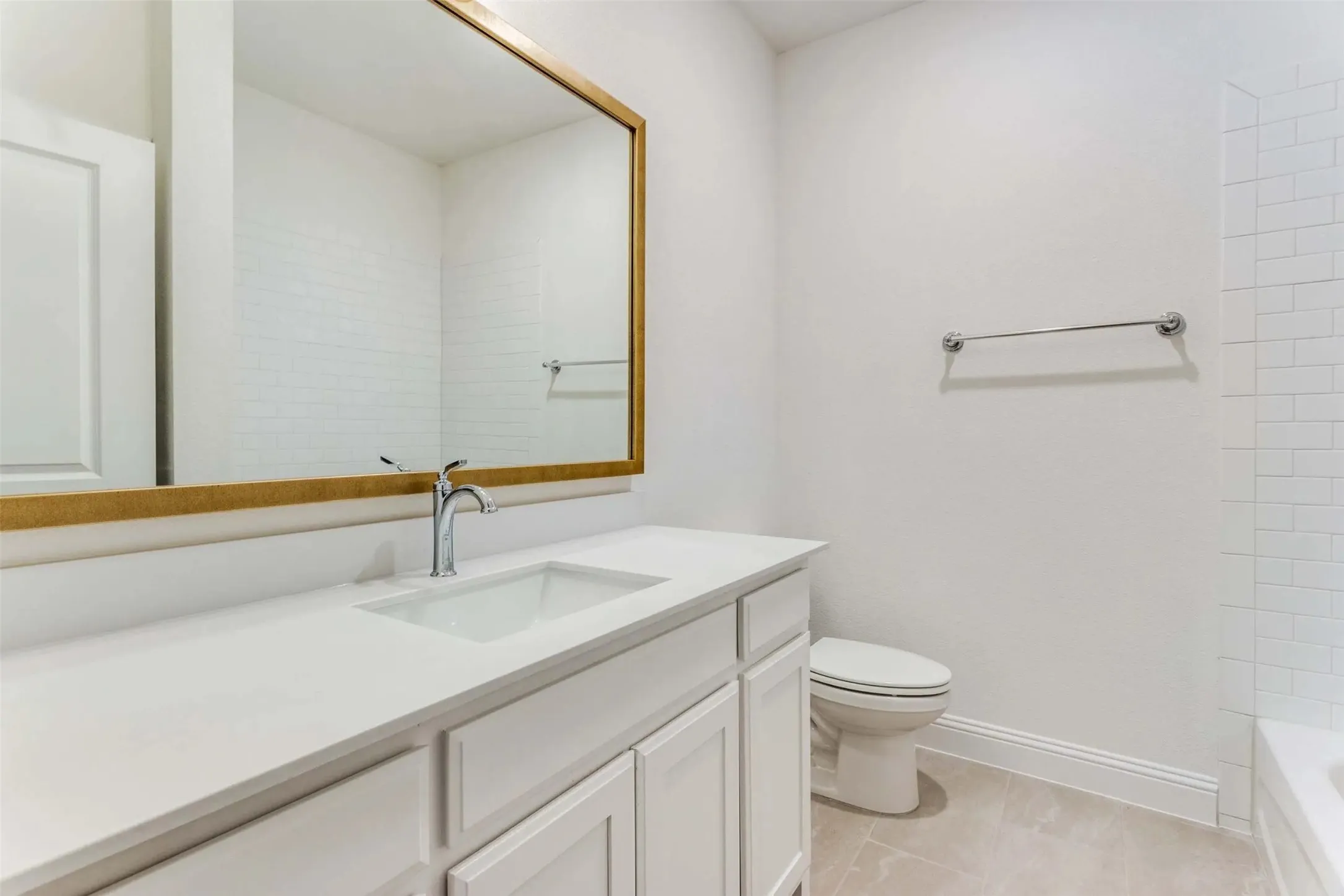 Single Family Residence For Rent in Parker County , 238 Observation Drive N, Aledo, Texas 76008, 4 Bedroom, 3 Bathroom, 2 Garage spaces, 2,850 Sqft, built in 2023, mls#21401766, Real Estate Agent in Aledo, Homes For Rent in Parker county, Homes For Rent in Aledo, Realtor in Aledo Texas, Real Estate Brokerage Independent Realty Texas, Luminita Cordes Realtor