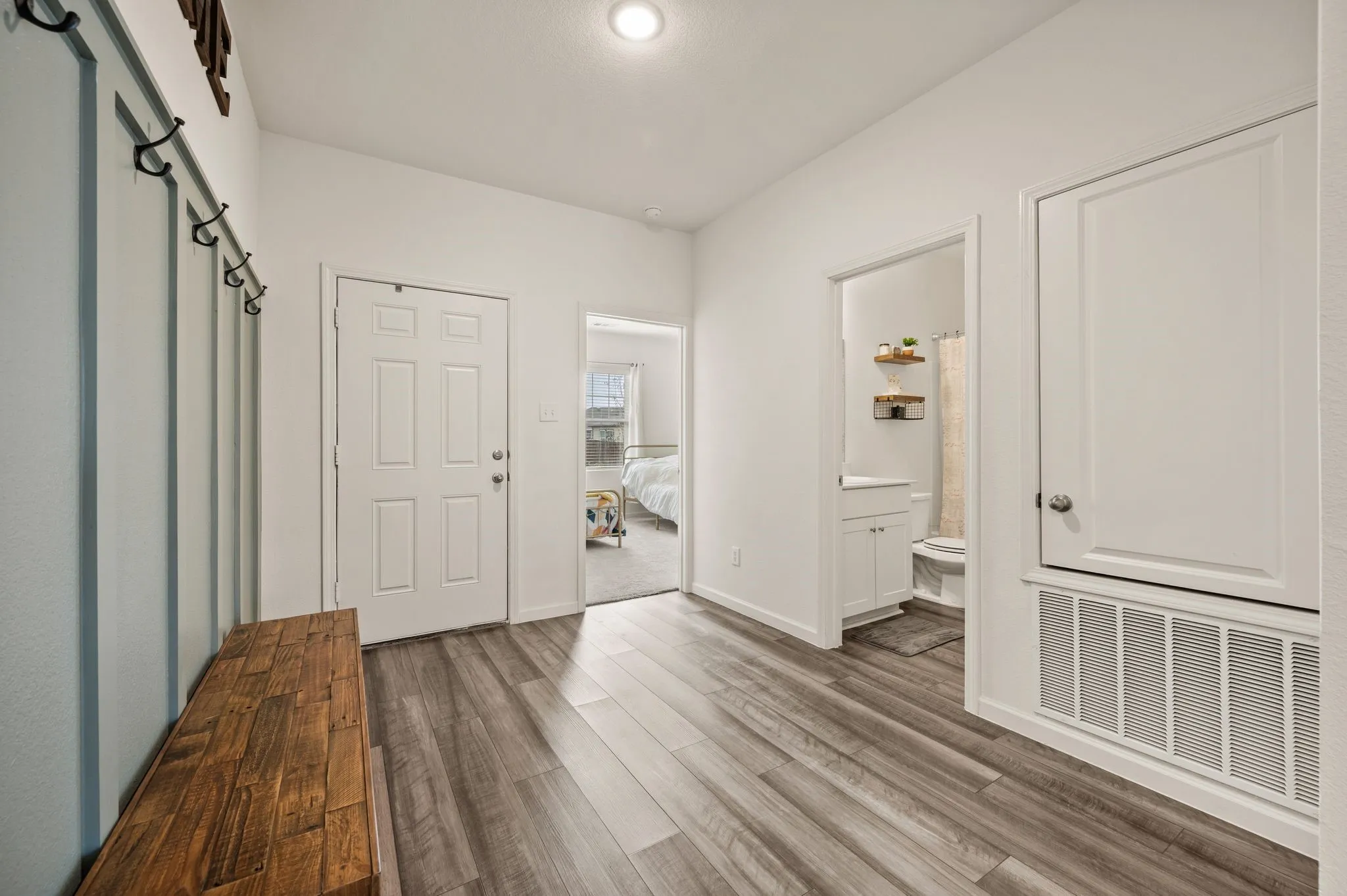 Single Family Residence For Sale in Tarrant County , 4724 Swan Neck Drive, Fort Worth, Texas 76179, 4 Bedroom, 2 Bathroom, 2 Garage spaces, 1,887 Sqft, built in 2022, mls#21401764, Real Estate Agent in Fort Worth, Homes For Sale in Tarrant county, Homes For Sale in Fort Worth, Realtor in Fort Worth Texas, Real Estate Brokerage Independent Realty Texas, Luminita Cordes Realtor