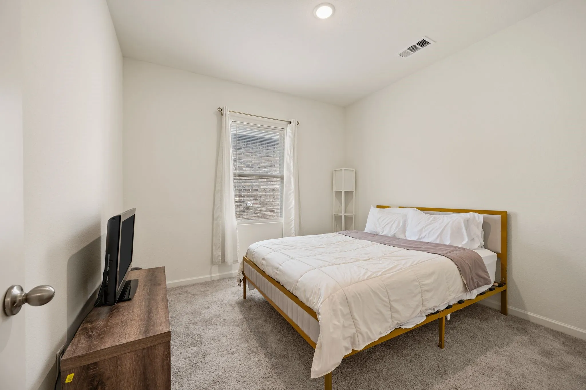Single Family Residence For Sale in Tarrant County , 4724 Swan Neck Drive, Fort Worth, Texas 76179, 4 Bedroom, 2 Bathroom, 2 Garage spaces, 1,887 Sqft, built in 2022, mls#21401764, Real Estate Agent in Fort Worth, Homes For Sale in Tarrant county, Homes For Sale in Fort Worth, Realtor in Fort Worth Texas, Real Estate Brokerage Independent Realty Texas, Luminita Cordes Realtor