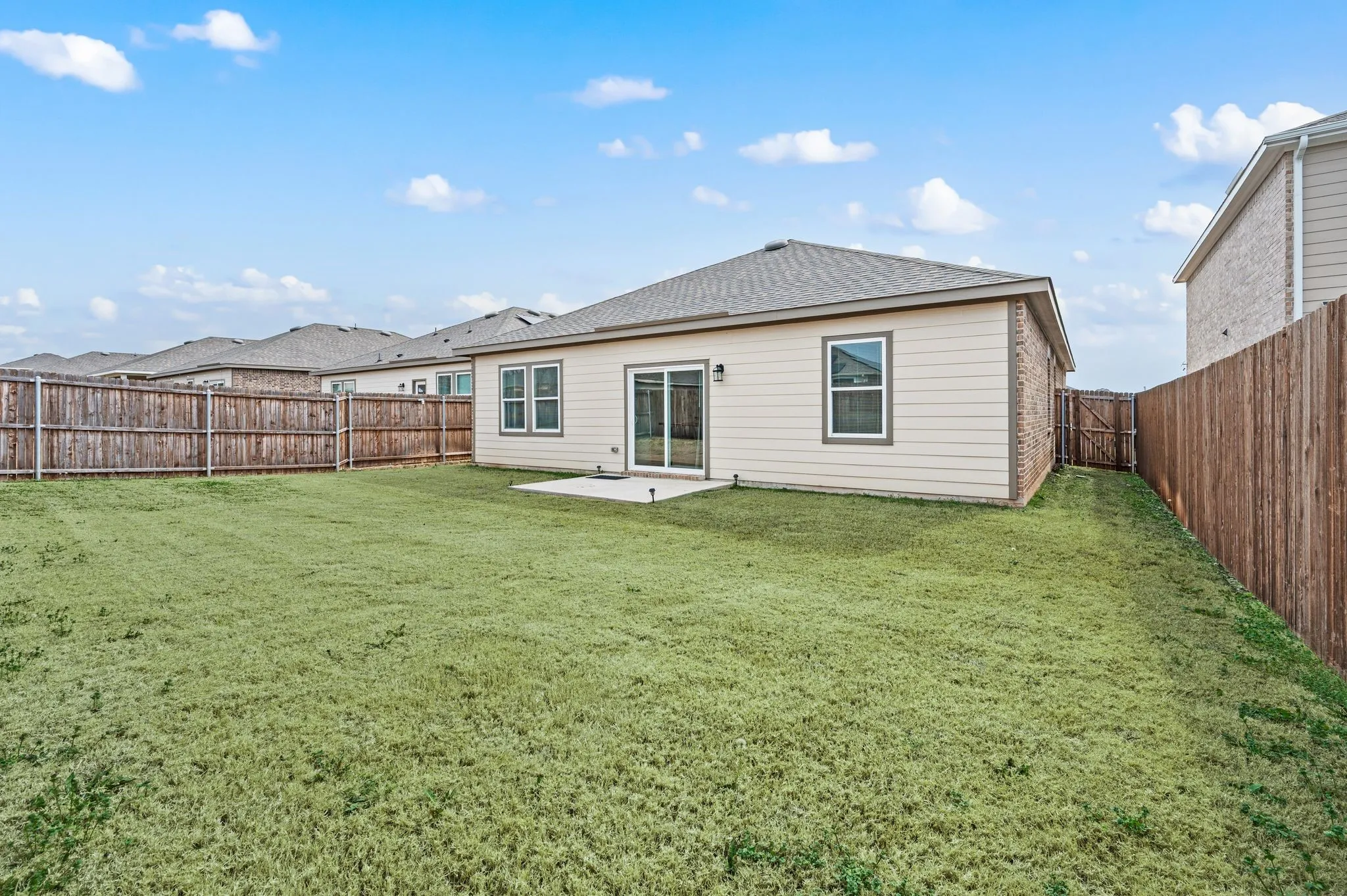 Single Family Residence For Sale in Tarrant County , 4724 Swan Neck Drive, Fort Worth, Texas 76179, 4 Bedroom, 2 Bathroom, 2 Garage spaces, 1,887 Sqft, built in 2022, mls#21401764, Real Estate Agent in Fort Worth, Homes For Sale in Tarrant county, Homes For Sale in Fort Worth, Realtor in Fort Worth Texas, Real Estate Brokerage Independent Realty Texas, Luminita Cordes Realtor