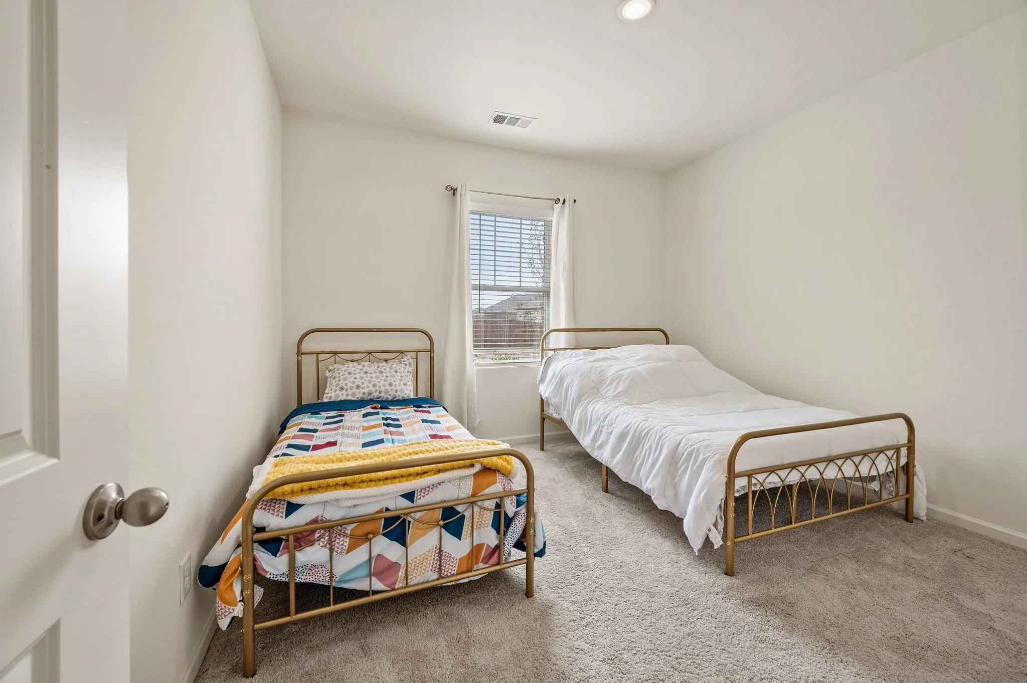 Single Family Residence For Sale in Tarrant County , 4724 Swan Neck Drive, Fort Worth, Texas 76179, 4 Bedroom, 2 Bathroom, 2 Garage spaces, 1,887 Sqft, built in 2022, mls#21401764, Real Estate Agent in Fort Worth, Homes For Sale in Tarrant county, Homes For Sale in Fort Worth, Realtor in Fort Worth Texas, Real Estate Brokerage Independent Realty Texas, Luminita Cordes Realtor