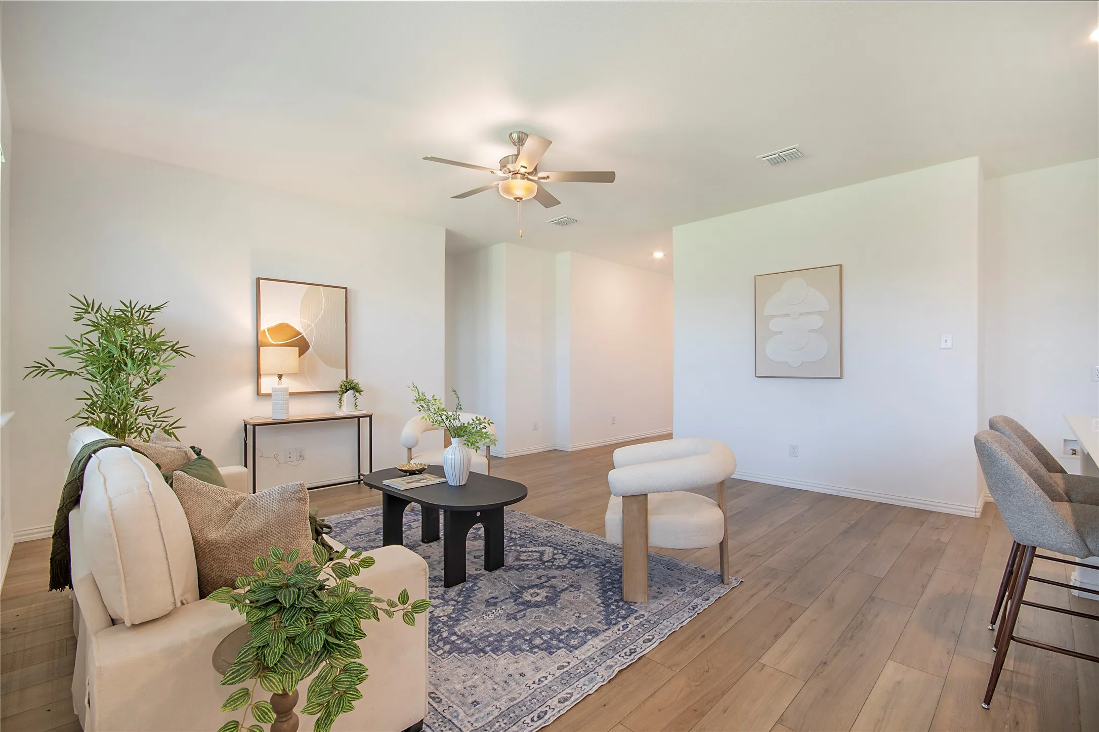 Single Family Residence For Rent in Collin County , 8012 Lindheimer Lane, Mc Kinney, Texas 75071, 4 Bedroom, 2 Bathroom, 2 Garage spaces, 1,835 Sqft, built in 2022, mls#21401730, Real Estate Agent in Mc Kinney, Homes For Rent in Collin county, Homes For Rent in Mc Kinney, Realtor in Mc Kinney Texas, Real Estate Brokerage Independent Realty Texas, Luminita Cordes Realtor