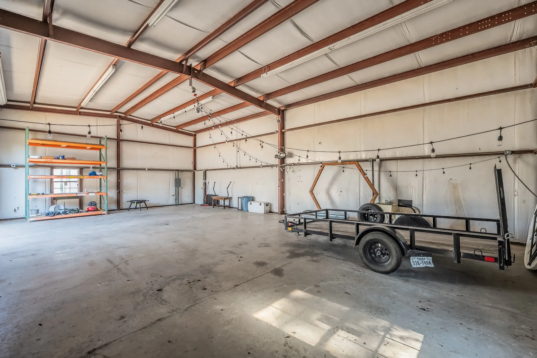 Manufactured Home For Sale in Collin County , 3962 County Road 324, Mc Kinney, Texas 75069, 4 Bedroom, 3 Bathroom, 5 Garage spaces, 2,128 Sqft, built in 2000, mls#21399651, Real Estate Agent in Mc Kinney, Homes For Sale in Collin county, Homes For Sale in Mc Kinney, Realtor in Mc Kinney Texas, Real Estate Brokerage Independent Realty Texas, Luminita Cordes Realtor