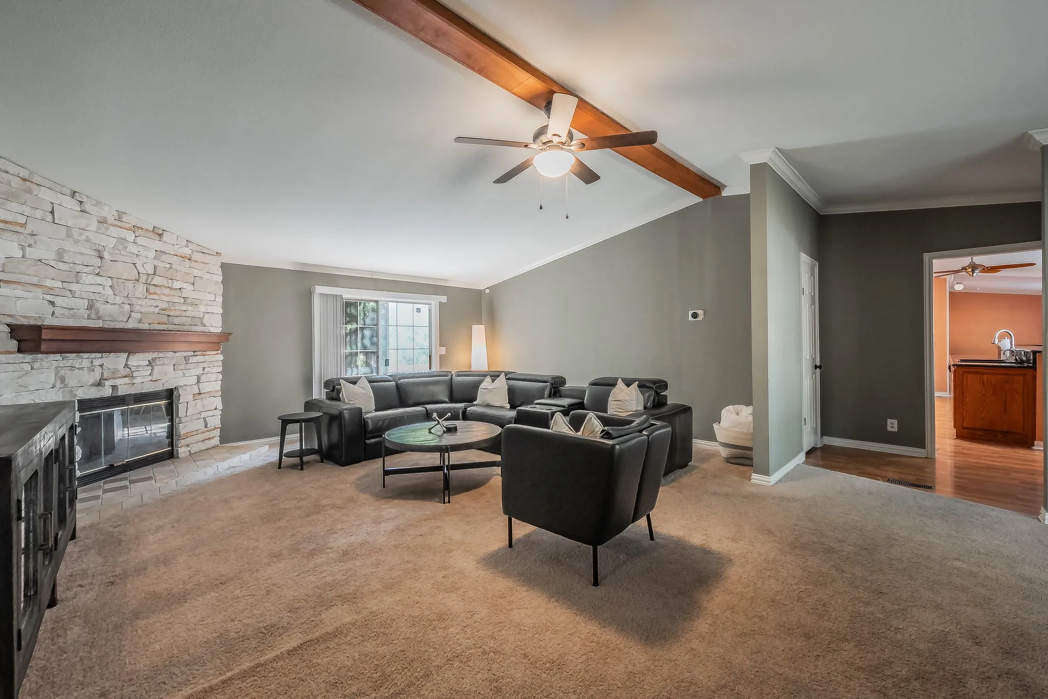 Manufactured Home For Sale in Collin County , 3962 County Road 324, Mc Kinney, Texas 75069, 4 Bedroom, 3 Bathroom, 5 Garage spaces, 2,128 Sqft, built in 2000, mls#21399651, Real Estate Agent in Mc Kinney, Homes For Sale in Collin county, Homes For Sale in Mc Kinney, Realtor in Mc Kinney Texas, Real Estate Brokerage Independent Realty Texas, Luminita Cordes Realtor