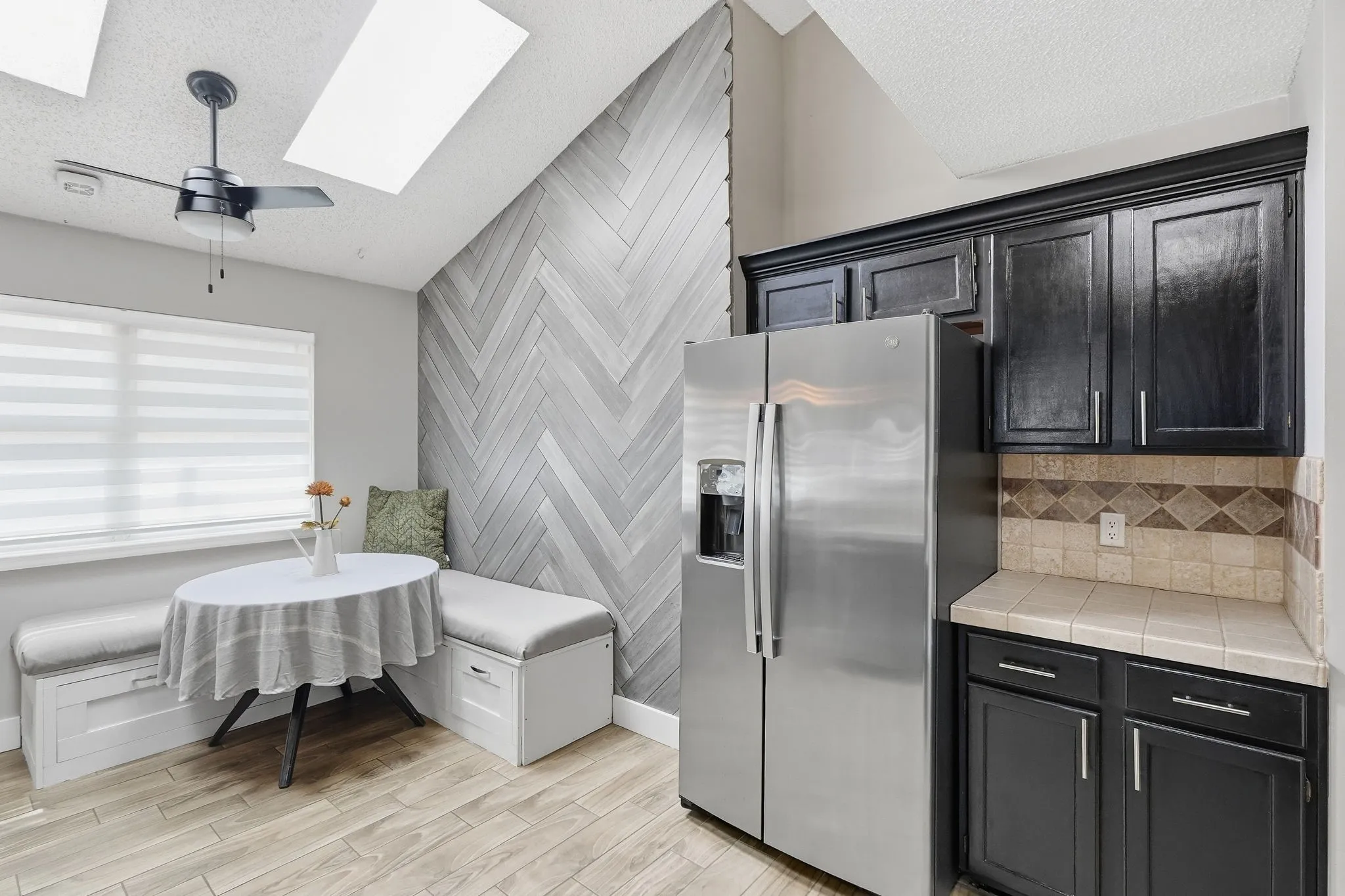 Single Family Residence For Sale in Denton County , 3229 Timberview Court, Corinth, Texas 76210, 4 Bedroom, 2 Bathroom, 2 Garage spaces, 1,566 Sqft, built in 1986, mls#21399298, Real Estate Agent in Corinth, Homes For Sale in Denton county, Homes For Sale in Corinth, Realtor in Corinth Texas, Real Estate Brokerage Independent Realty Texas, Luminita Cordes Realtor