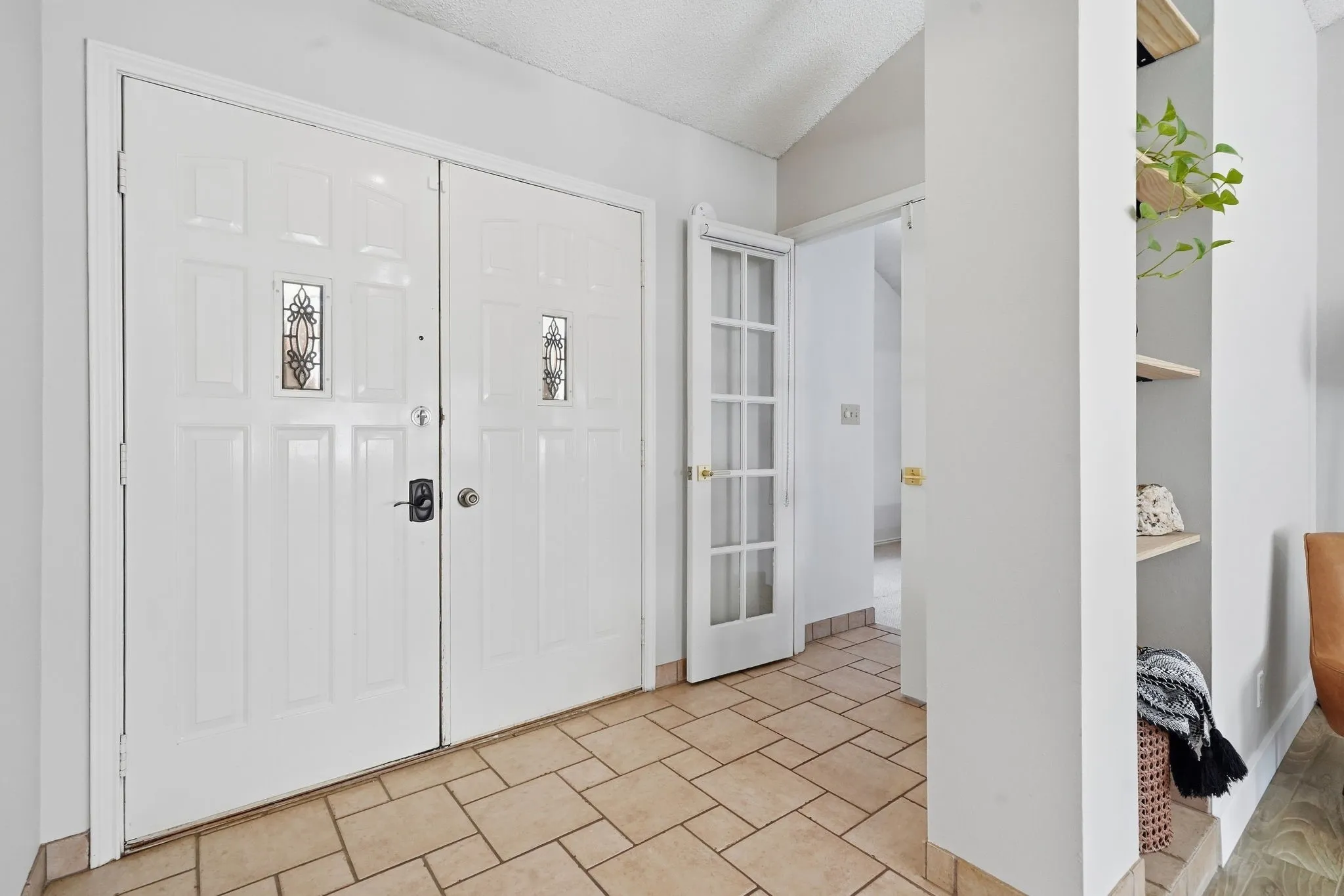 Single Family Residence For Sale in Denton County , 3229 Timberview Court, Corinth, Texas 76210, 4 Bedroom, 2 Bathroom, 2 Garage spaces, 1,566 Sqft, built in 1986, mls#21399298, Real Estate Agent in Corinth, Homes For Sale in Denton county, Homes For Sale in Corinth, Realtor in Corinth Texas, Real Estate Brokerage Independent Realty Texas, Luminita Cordes Realtor