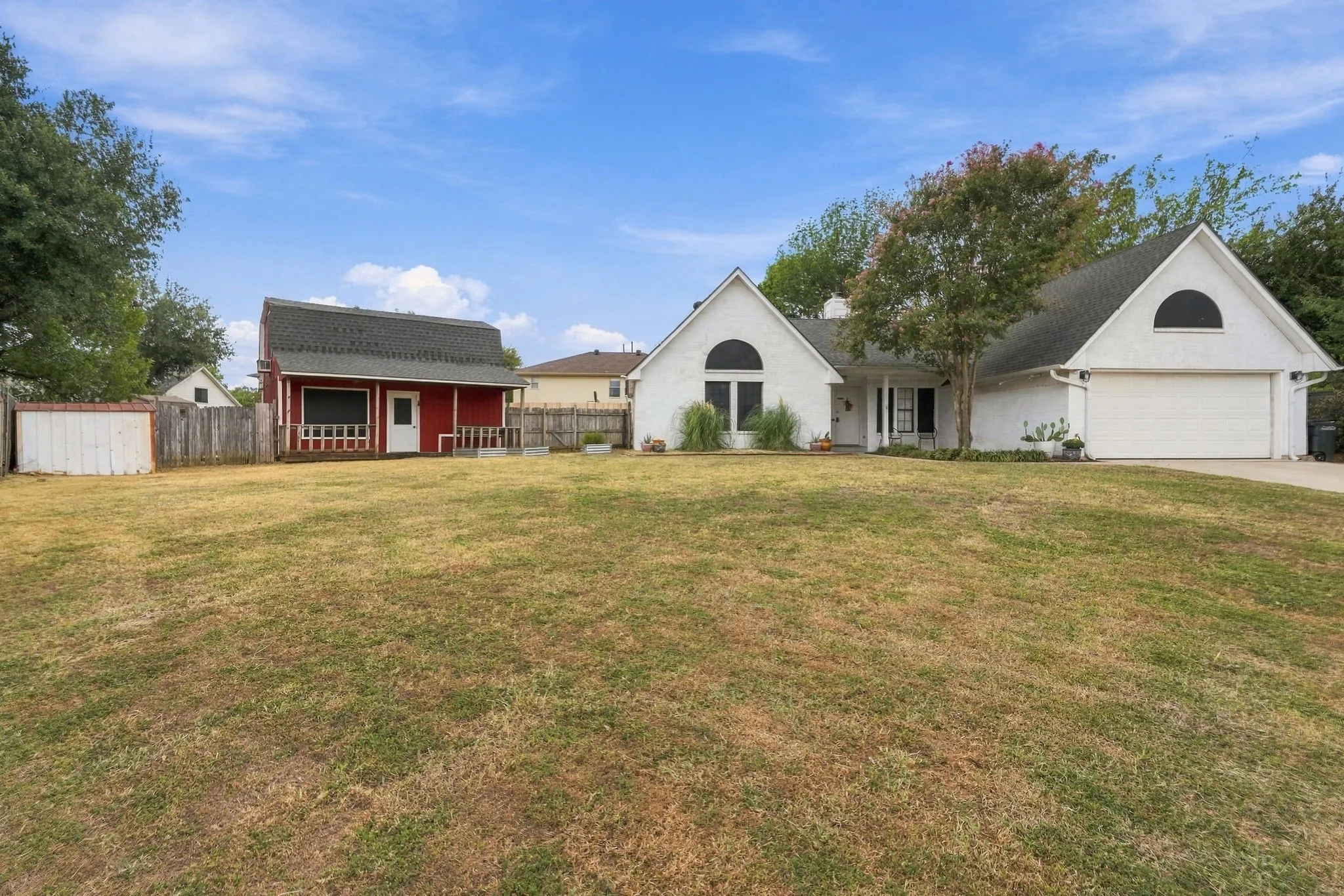 Single Family Residence For Sale in Denton County , 3229 Timberview Court, Corinth, Texas 76210, 4 Bedroom, 2 Bathroom, 2 Garage spaces, 1,566 Sqft, built in 1986, mls#21399298, Real Estate Agent in Corinth, Homes For Sale in Denton county, Homes For Sale in Corinth, Realtor in Corinth Texas, Real Estate Brokerage Independent Realty Texas, Luminita Cordes Realtor
