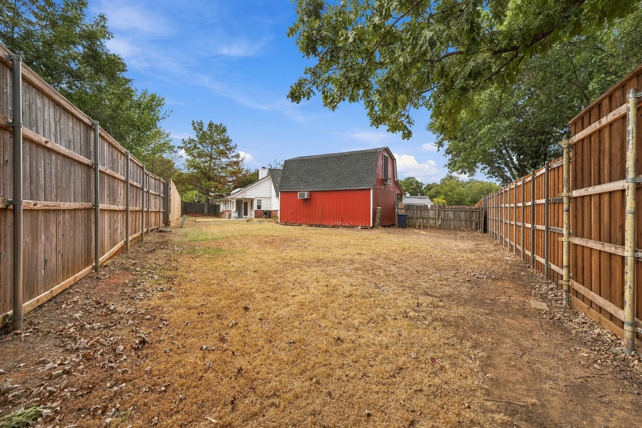 Single Family Residence For Sale in Denton County , 3229 Timberview Court, Corinth, Texas 76210, 4 Bedroom, 2 Bathroom, 2 Garage spaces, 1,566 Sqft, built in 1986, mls#21399298, Real Estate Agent in Corinth, Homes For Sale in Denton county, Homes For Sale in Corinth, Realtor in Corinth Texas, Real Estate Brokerage Independent Realty Texas, Luminita Cordes Realtor