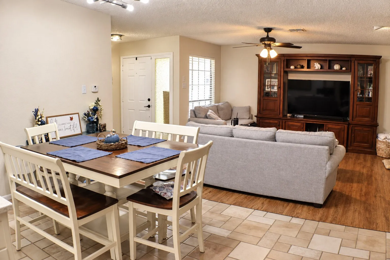 Single Family Residence For Sale in Mc Lennan County , 3229 Brannon Drive, Waco, Texas 76710, 2 Bedroom, 2 Bathroom, 2 Garage spaces, 1,403 Sqft, built in 1977, mls#21401724, Real Estate Agent in Waco, Homes For Sale in Mc Lennan county, Homes For Sale in Waco, Realtor in Waco Texas, Real Estate Brokerage Independent Realty Texas, Luminita Cordes Realtor