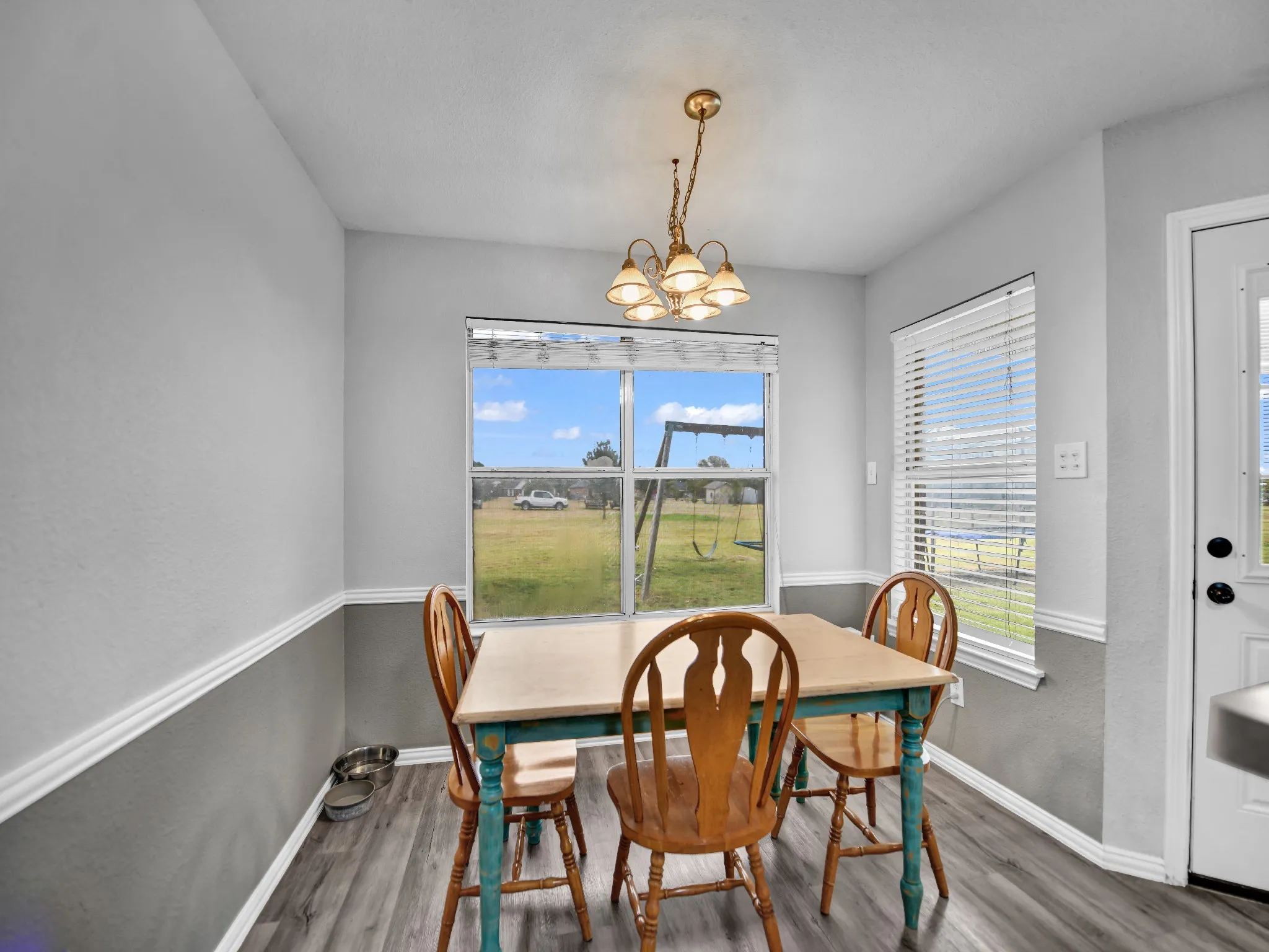 Single Family Residence For Sale in Parker County , 108 Butternut Court, Weatherford, Texas 76088, 3 Bedroom, 2 Bathroom, 2 Garage spaces, 1,634 Sqft, built in 2003, mls#21386619, Real Estate Agent in Weatherford, Homes For Sale in Parker county, Homes For Sale in Weatherford, Realtor in Weatherford Texas, Real Estate Brokerage Independent Realty Texas, Luminita Cordes Realtor