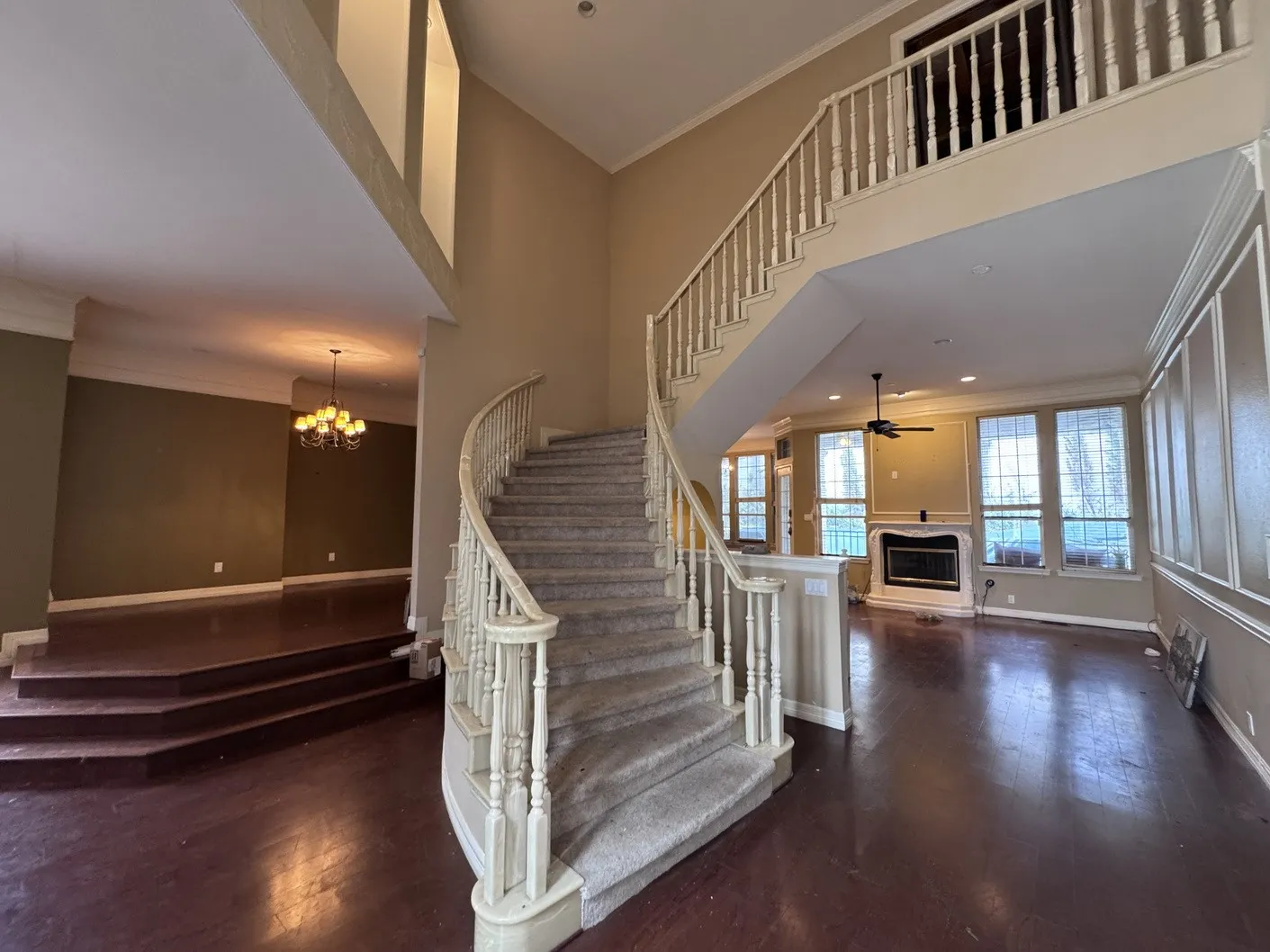 Single Family Residence For Sale in Tarrant County , 2717 Laurel Valley Lane, Arlington, Texas 76006, 6 Bedroom, 6 Bathroom, 2 Garage spaces, 6,495 Sqft, built in 1992, mls#21401080, Real Estate Agent in Arlington, Homes For Sale in Tarrant county, Homes For Sale in Arlington, Realtor in Arlington Texas, Real Estate Brokerage Independent Realty Texas, Luminita Cordes Realtor