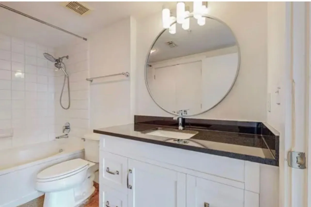 Condominium For Rent in Dallas County , 2502 Live Oak Street 122, Dallas, Texas 75204, 1 Bedroom, 1 Bathroom, 1 Garage spaces, 681 Sqft, built in 1998, mls#21394432, Real Estate Agent in Dallas, Homes For Rent in Dallas county, Homes For Rent in Dallas, Realtor in Dallas Texas, Real Estate Brokerage Independent Realty Texas, Luminita Cordes Realtor